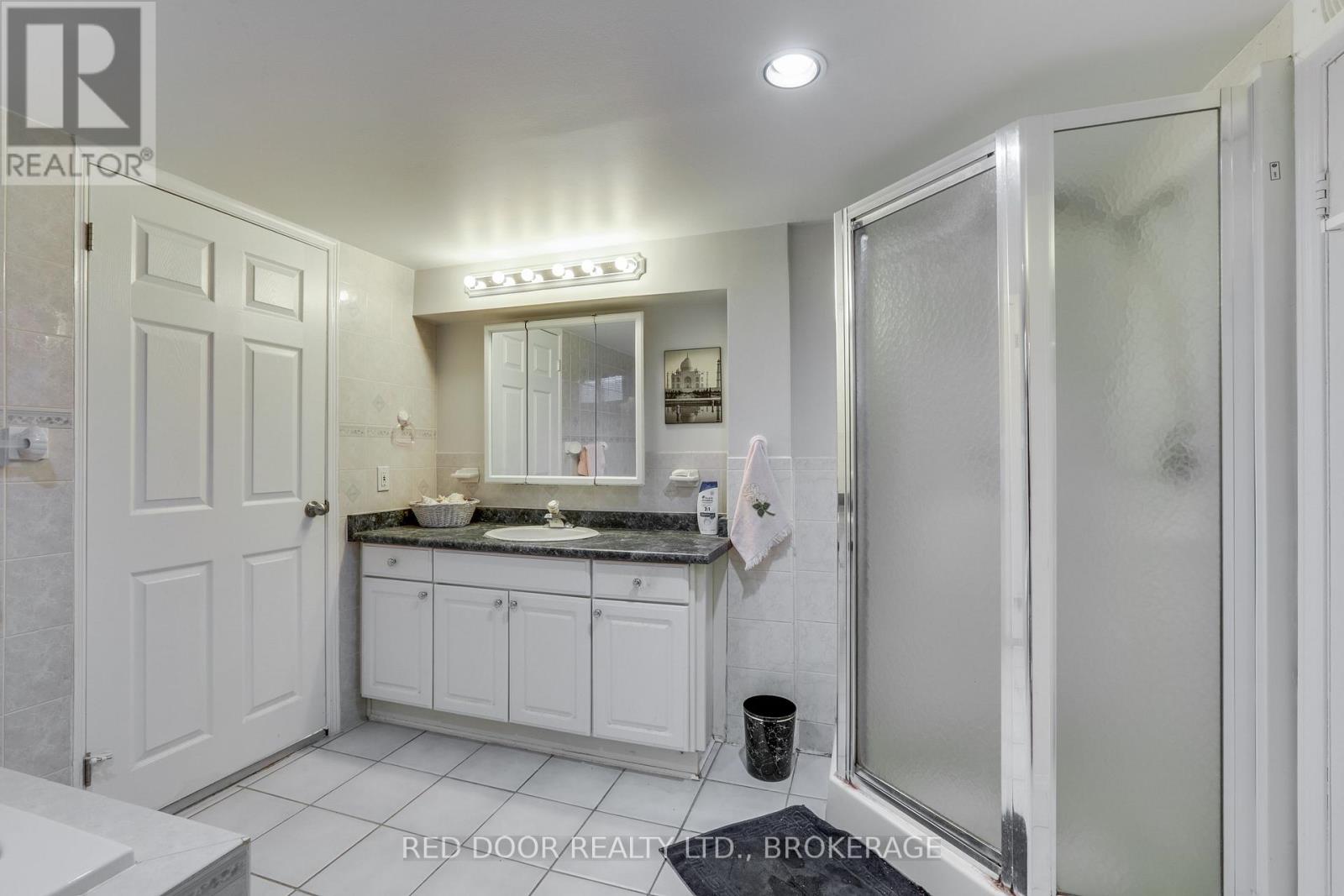 234 Manitoulin Drive, London East, Ontario  N5W 1M7 - Photo 27 - X12885710