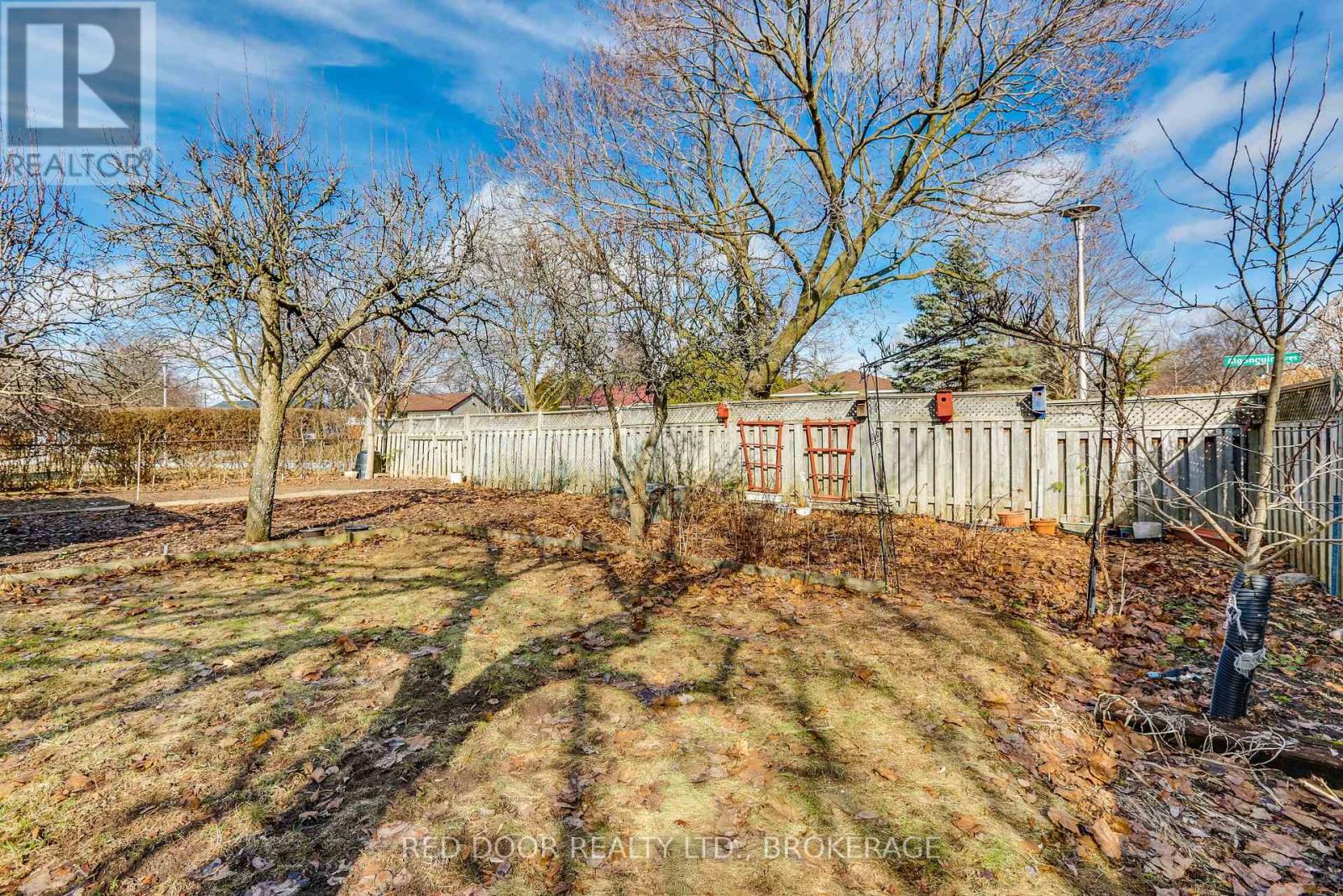 234 Manitoulin Drive, London East, Ontario  N5W 1M7 - Photo 32 - X12885710