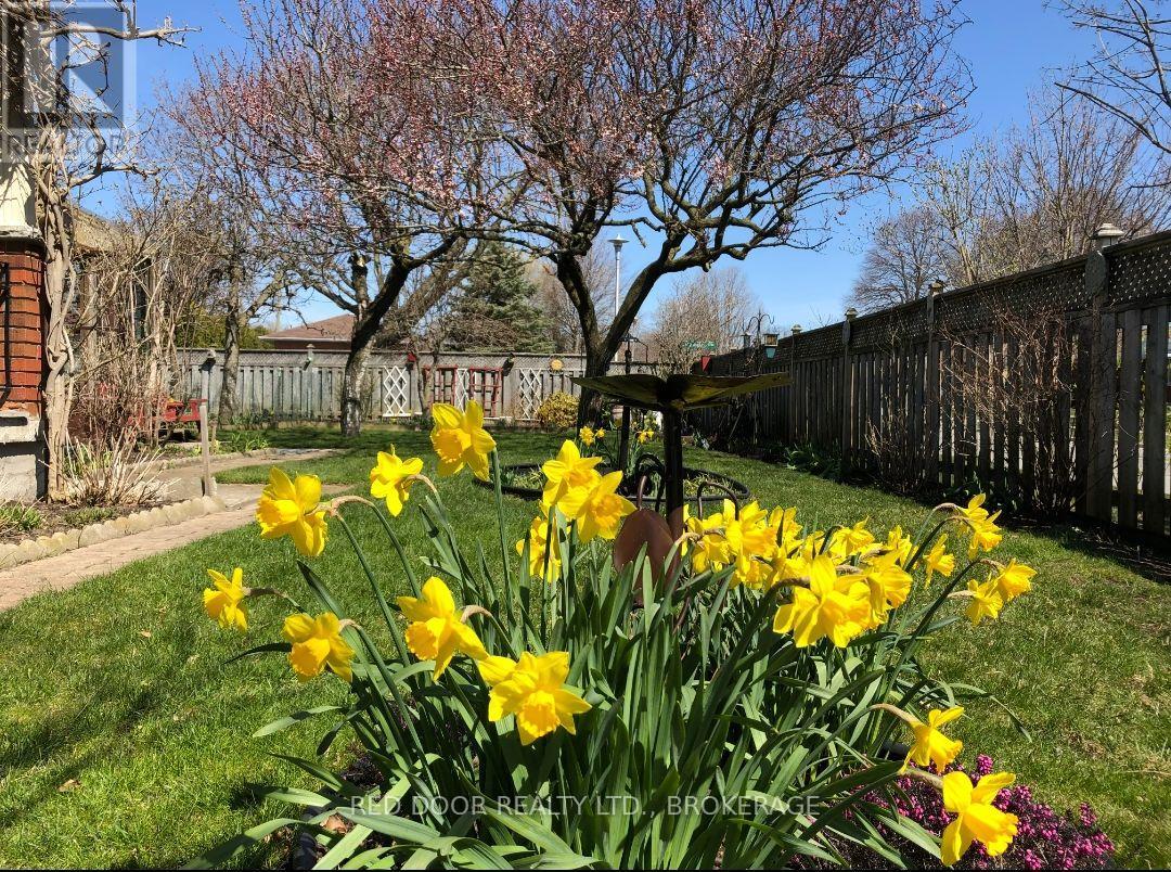 234 Manitoulin Drive, London East, Ontario  N5W 1M7 - Photo 44 - X12885710