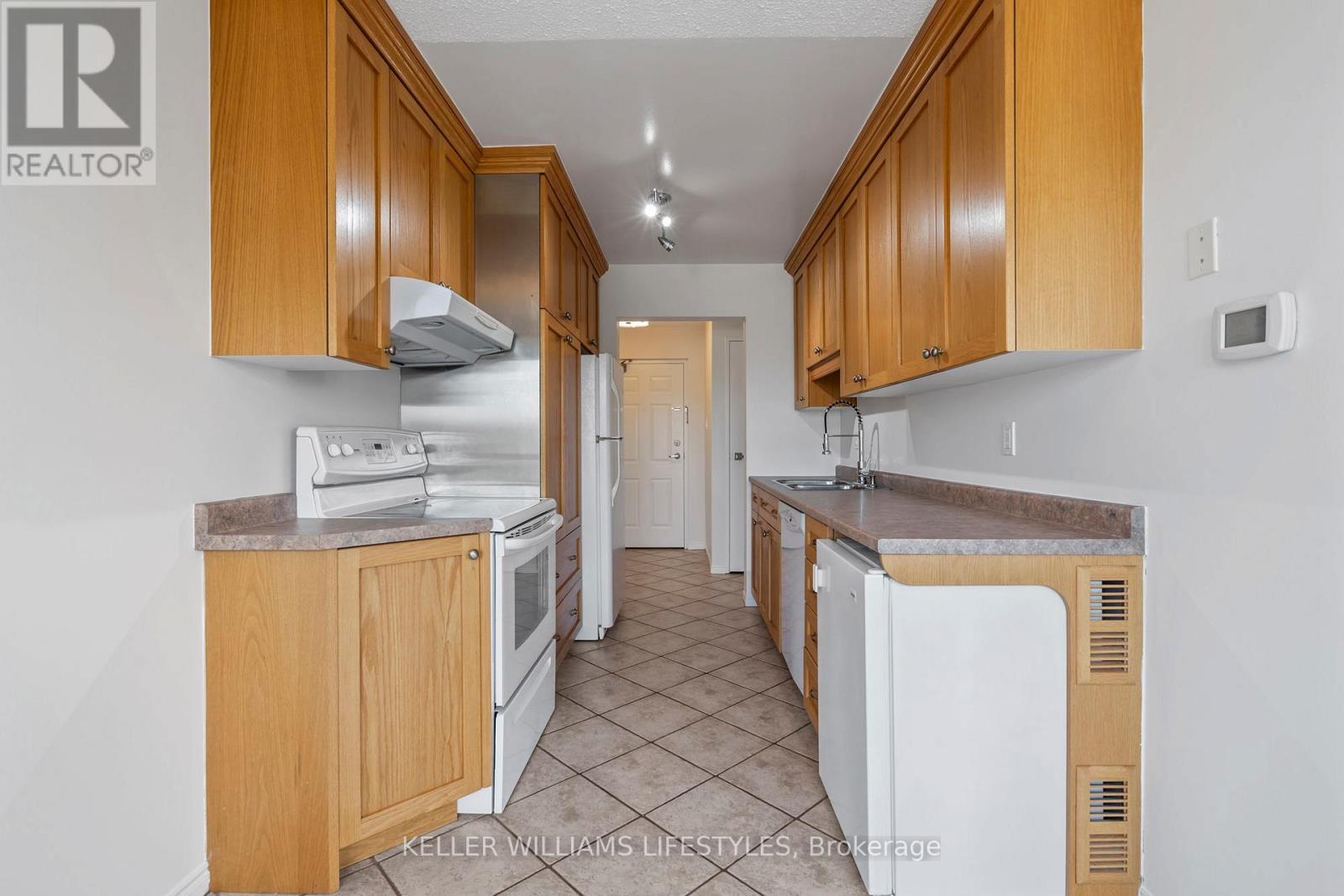 512 - 1600 Adelaide Street N, London North, Ontario  N5X 3H6 - Photo 18 - X12885714