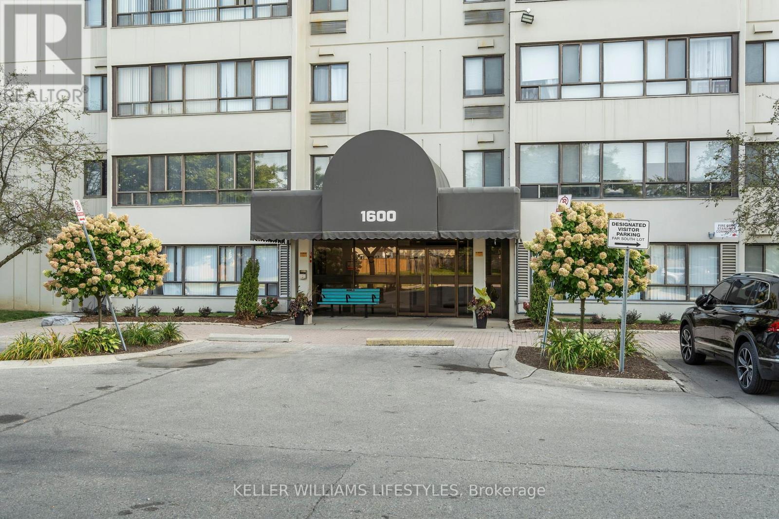 512 - 1600 Adelaide Street N, London North, Ontario  N5X 3H6 - Photo 4 - X12885714