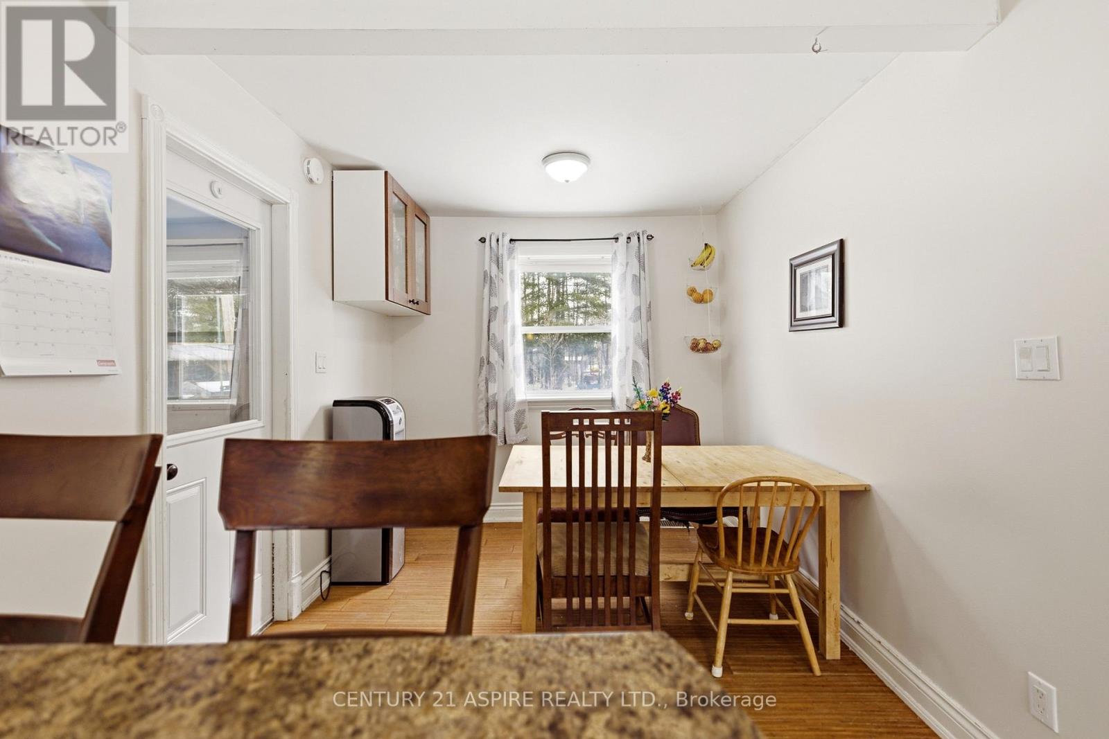 212 Schwanz Road, Petawawa, Ontario  K8H 1Y5 - Photo 13 - X12885660