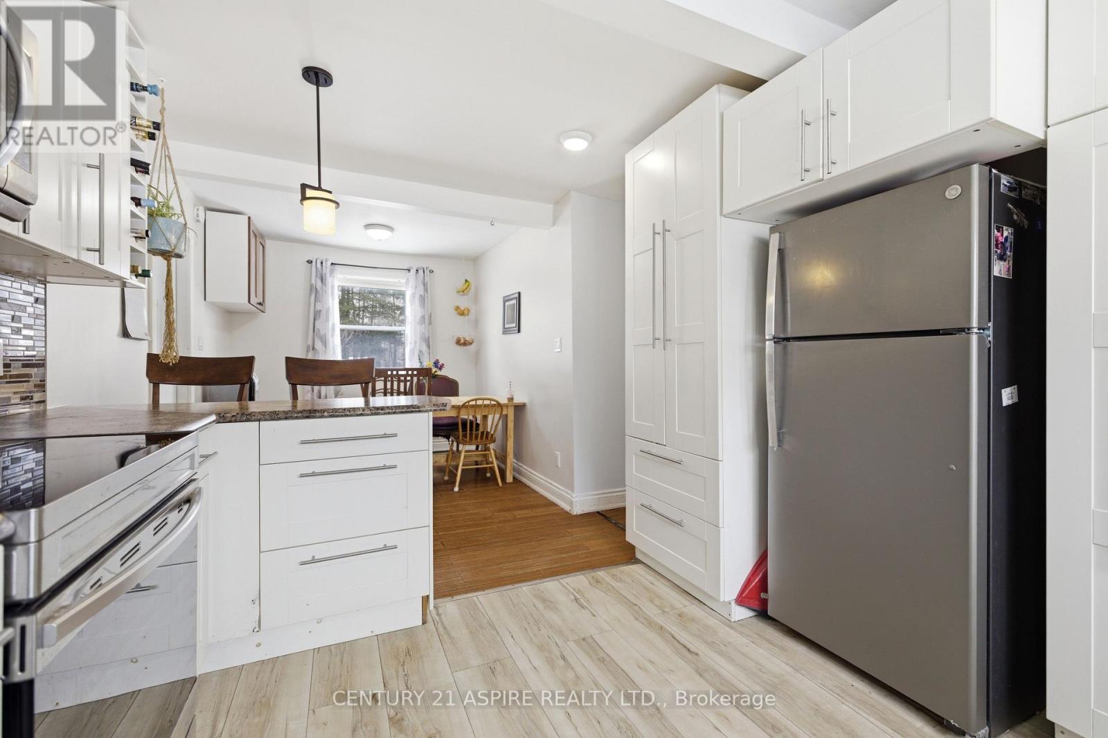 212 Schwanz Road, Petawawa, Ontario  K8H 1Y5 - Photo 14 - X12885660