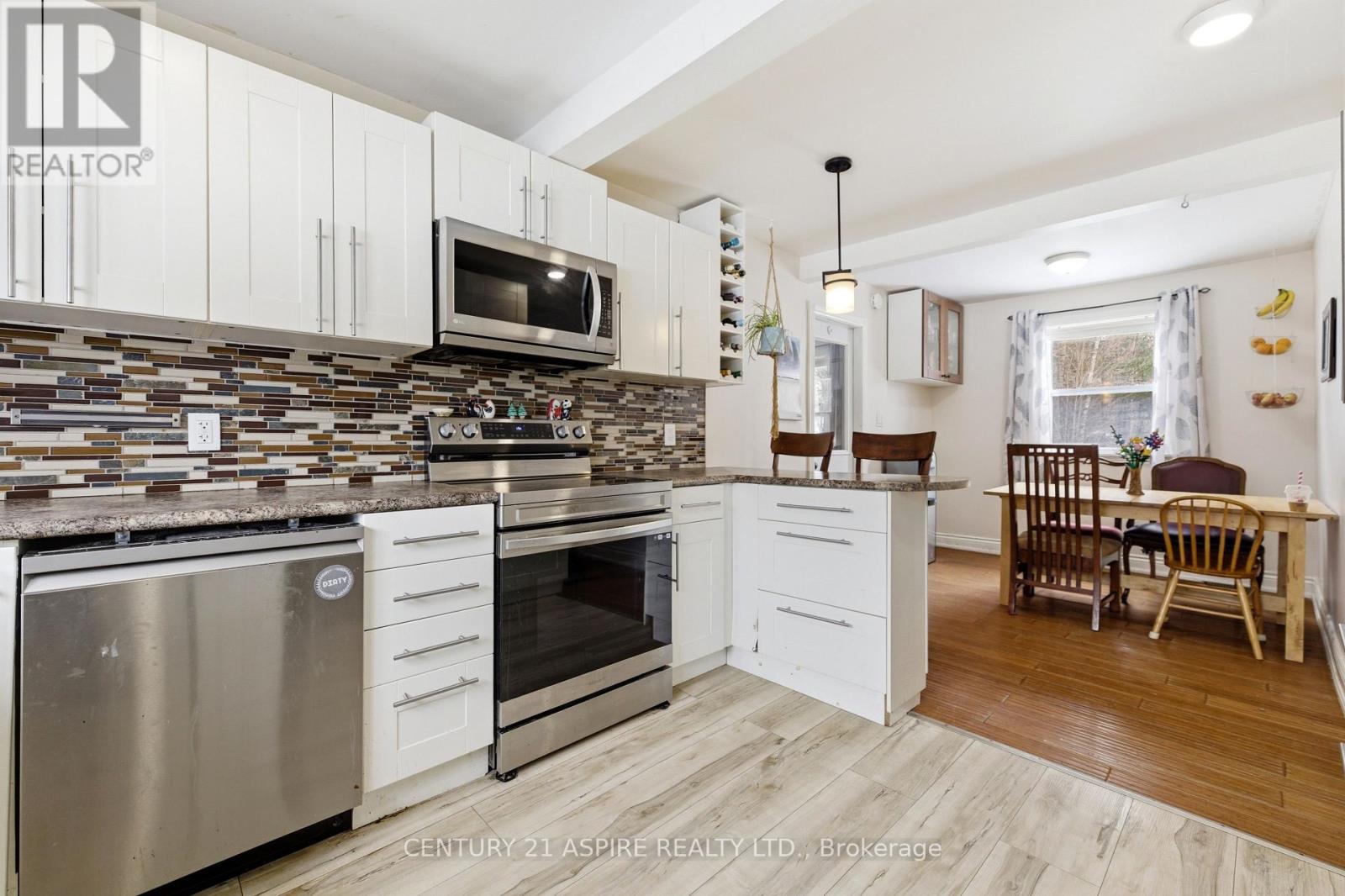 212 Schwanz Road, Petawawa, Ontario  K8H 1Y5 - Photo 15 - X12885660