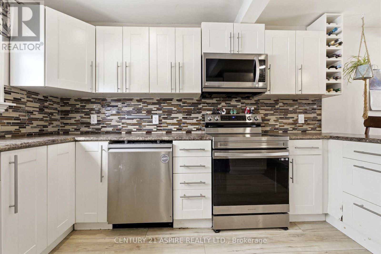 212 Schwanz Road, Petawawa, Ontario  K8H 1Y5 - Photo 16 - X12885660