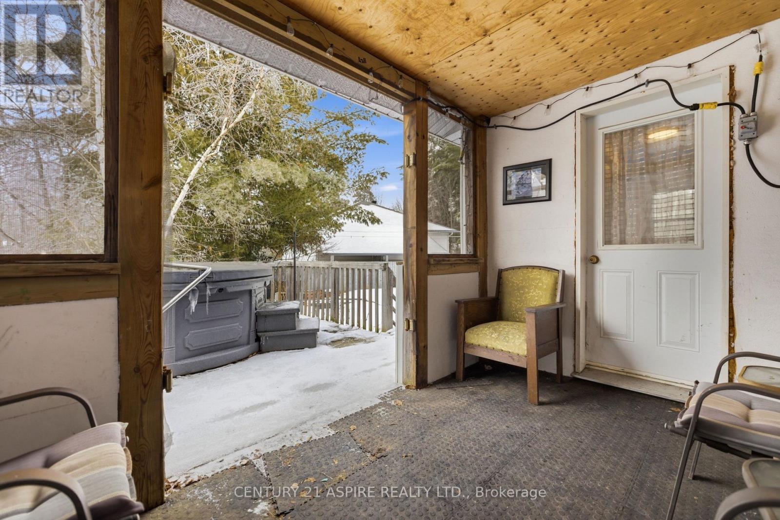 212 Schwanz Road, Petawawa, Ontario  K8H 1Y5 - Photo 7 - X12885660