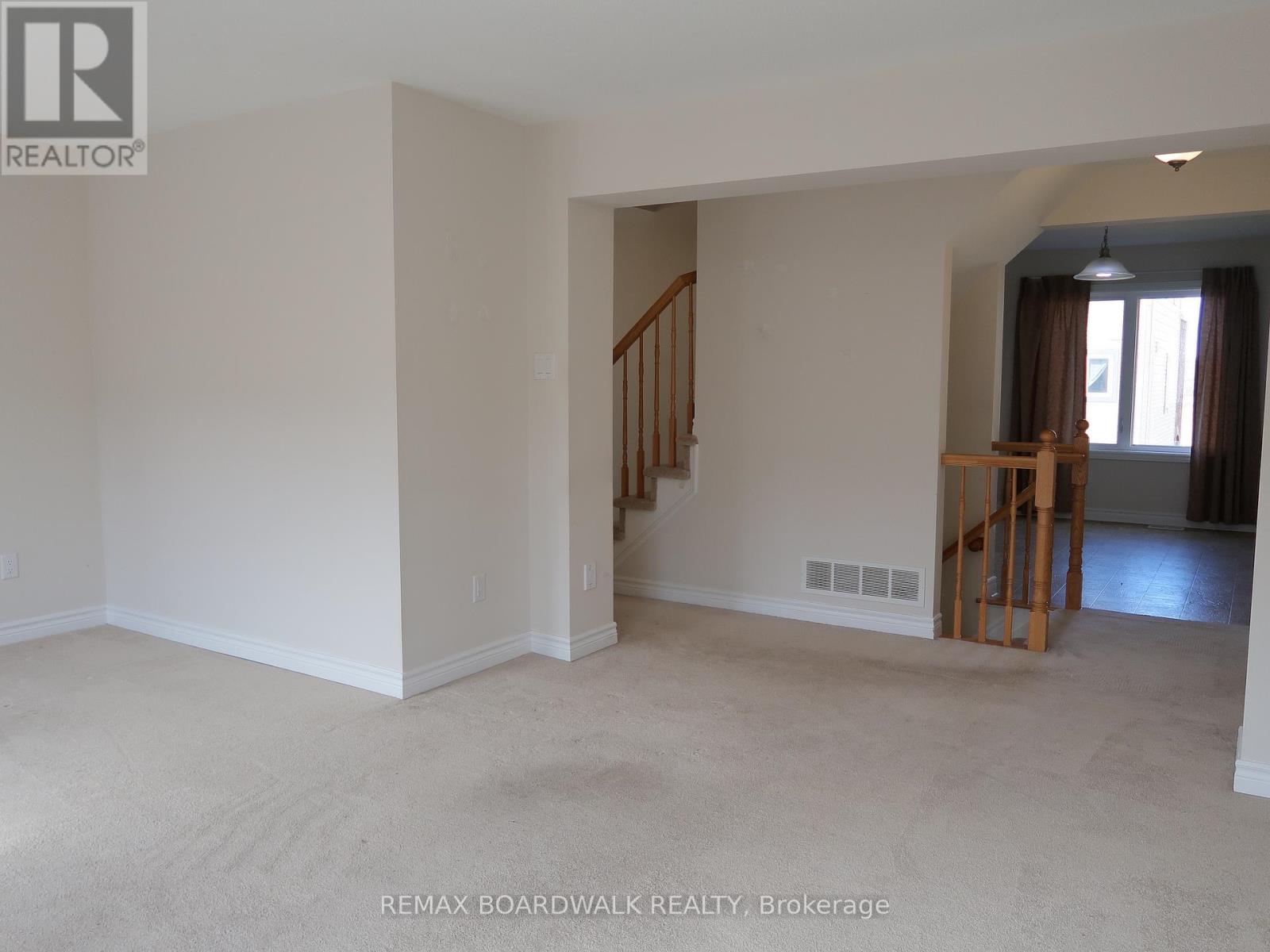 117 Gelderland Private, Ottawa, Ontario  K2V 0H8 - Photo 10 - X12885646