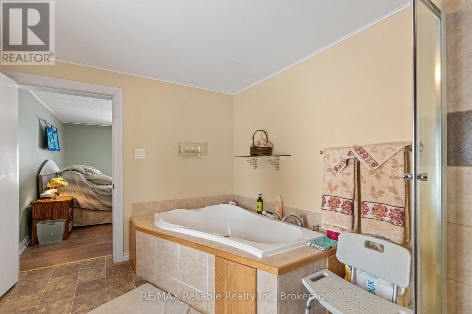 84523 Martin Line, Morris Turnberry, Ontario  N0G 1H0 - Photo 16 - X12877874