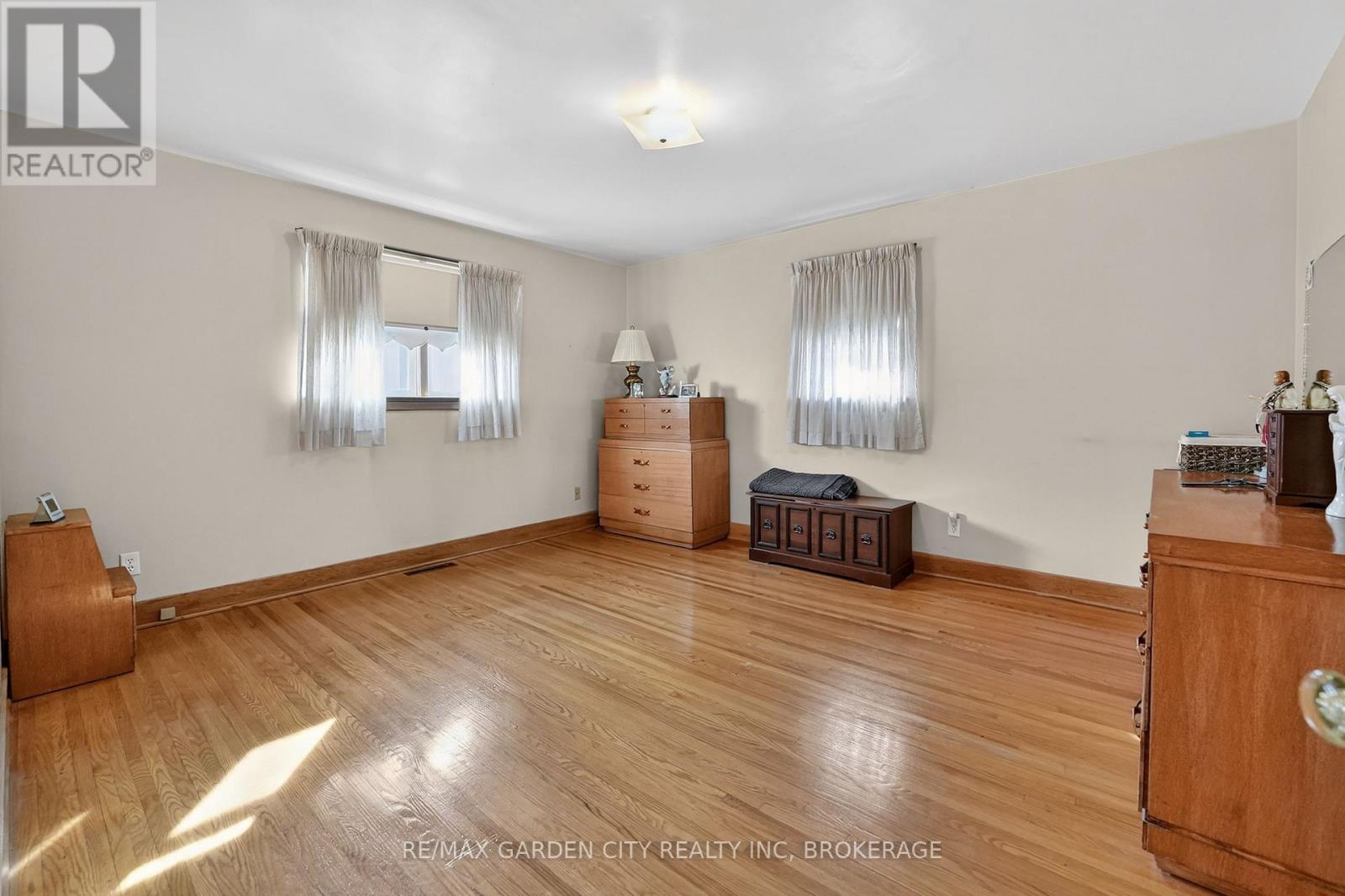 98 Golden Boulevard E, Welland, Ontario  L3B 1H7 - Photo 15 - X12885652