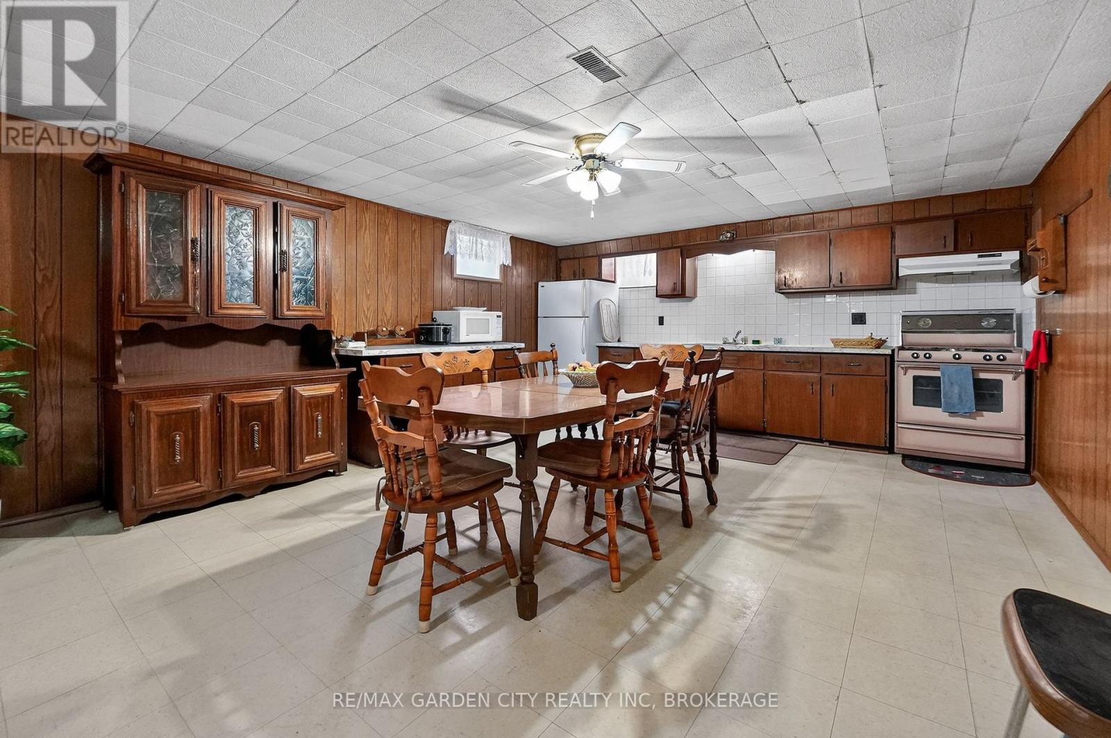 98 Golden Boulevard E, Welland, Ontario  L3B 1H7 - Photo 24 - X12885652