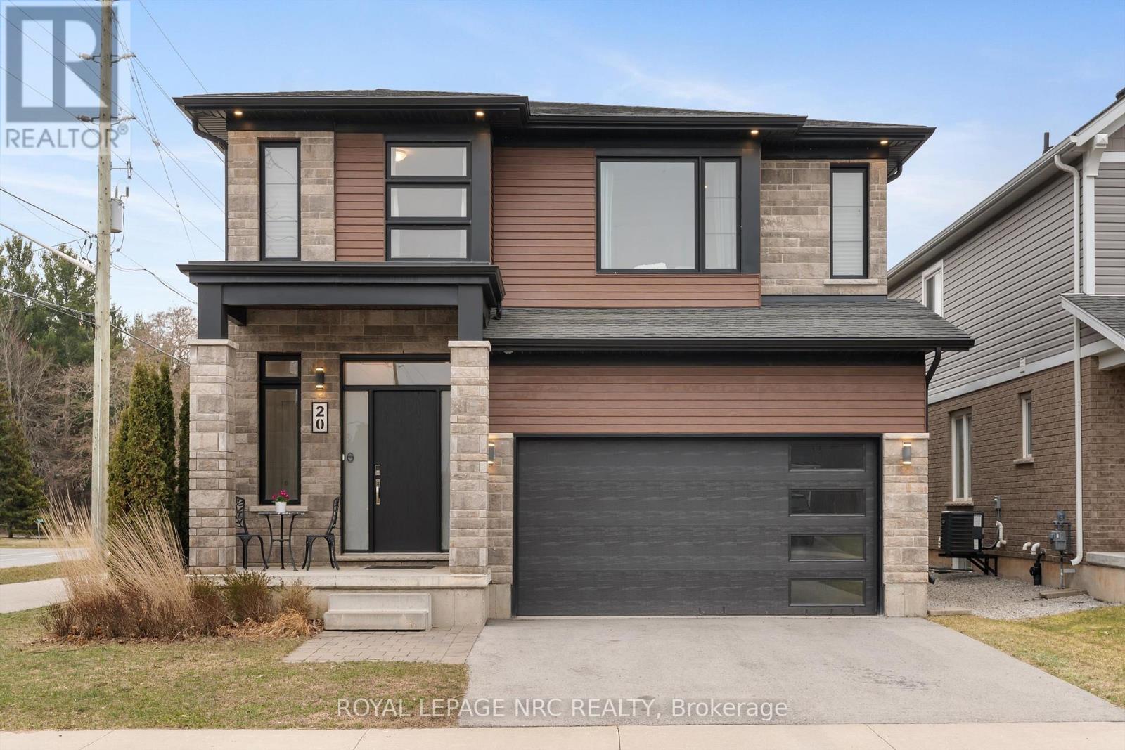 20 MYRTLE STREET, pelham (fonthill), Ontario