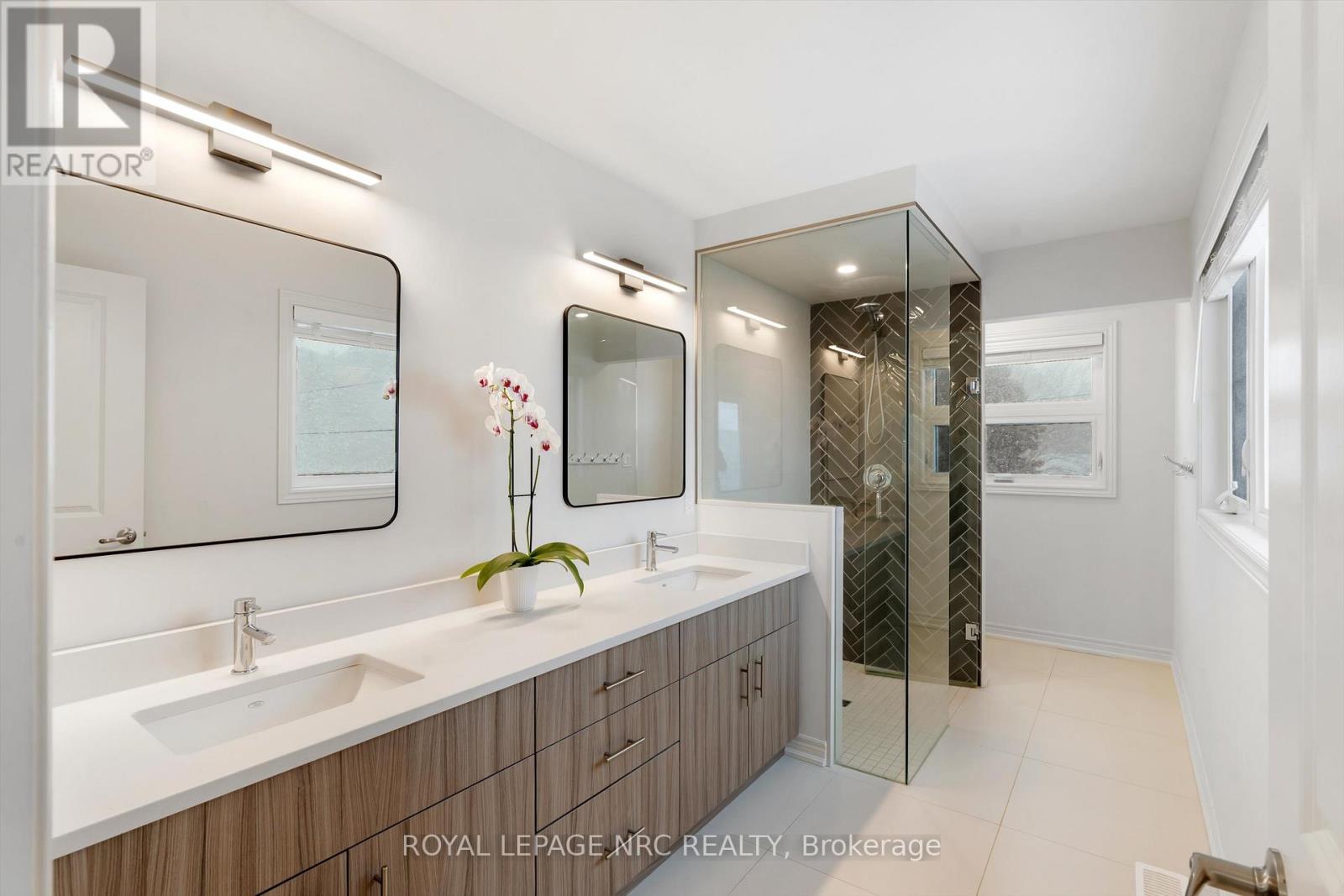 20 Myrtle Street, Pelham, Ontario  L0S 1E6 - Photo 24 - X12885662