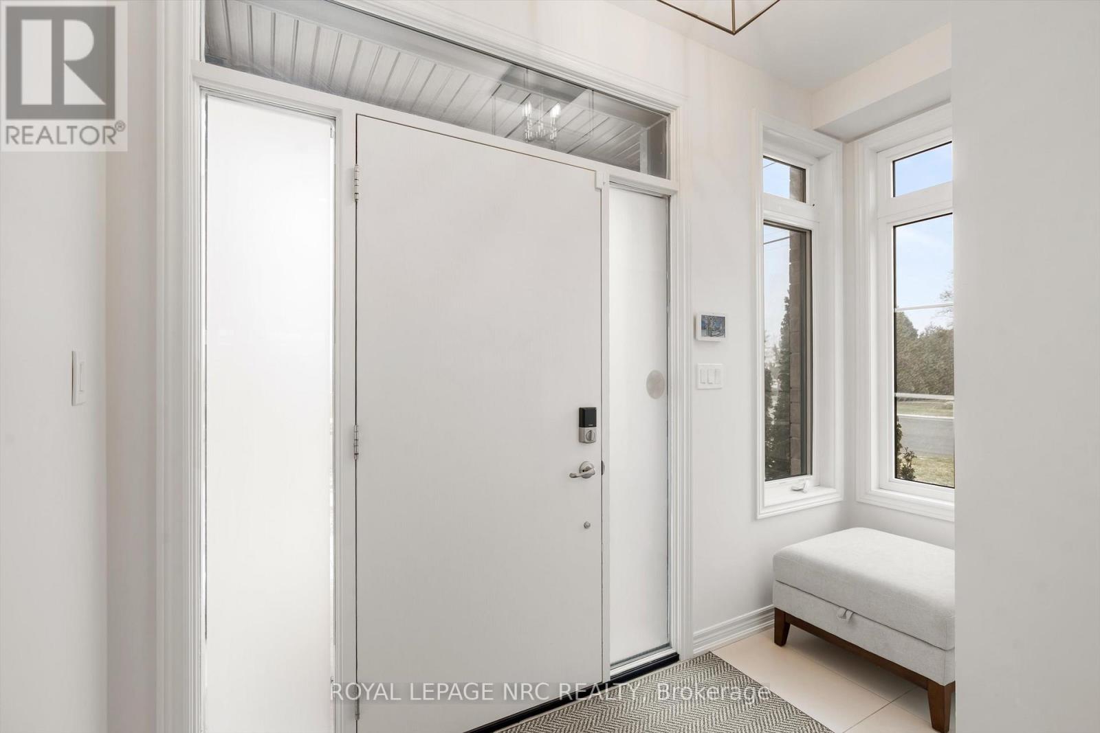 20 Myrtle Street, Pelham, Ontario  L0S 1E6 - Photo 4 - X12885662