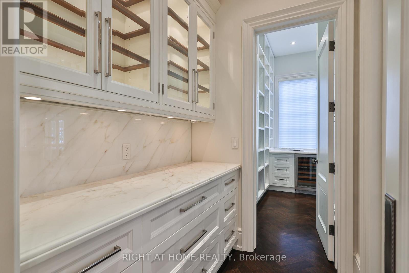 41 Old Forest Hill Road, Toronto, Ontario  M5P 2P8 - Photo 12 - C12885694