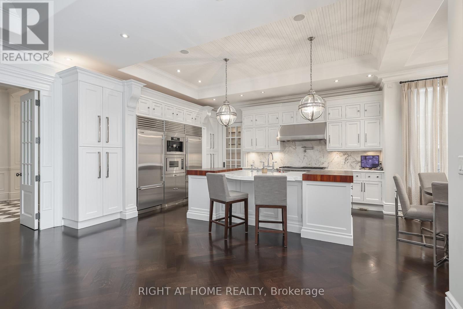 41 Old Forest Hill Road, Toronto, Ontario  M5P 2P8 - Photo 9 - C12885694