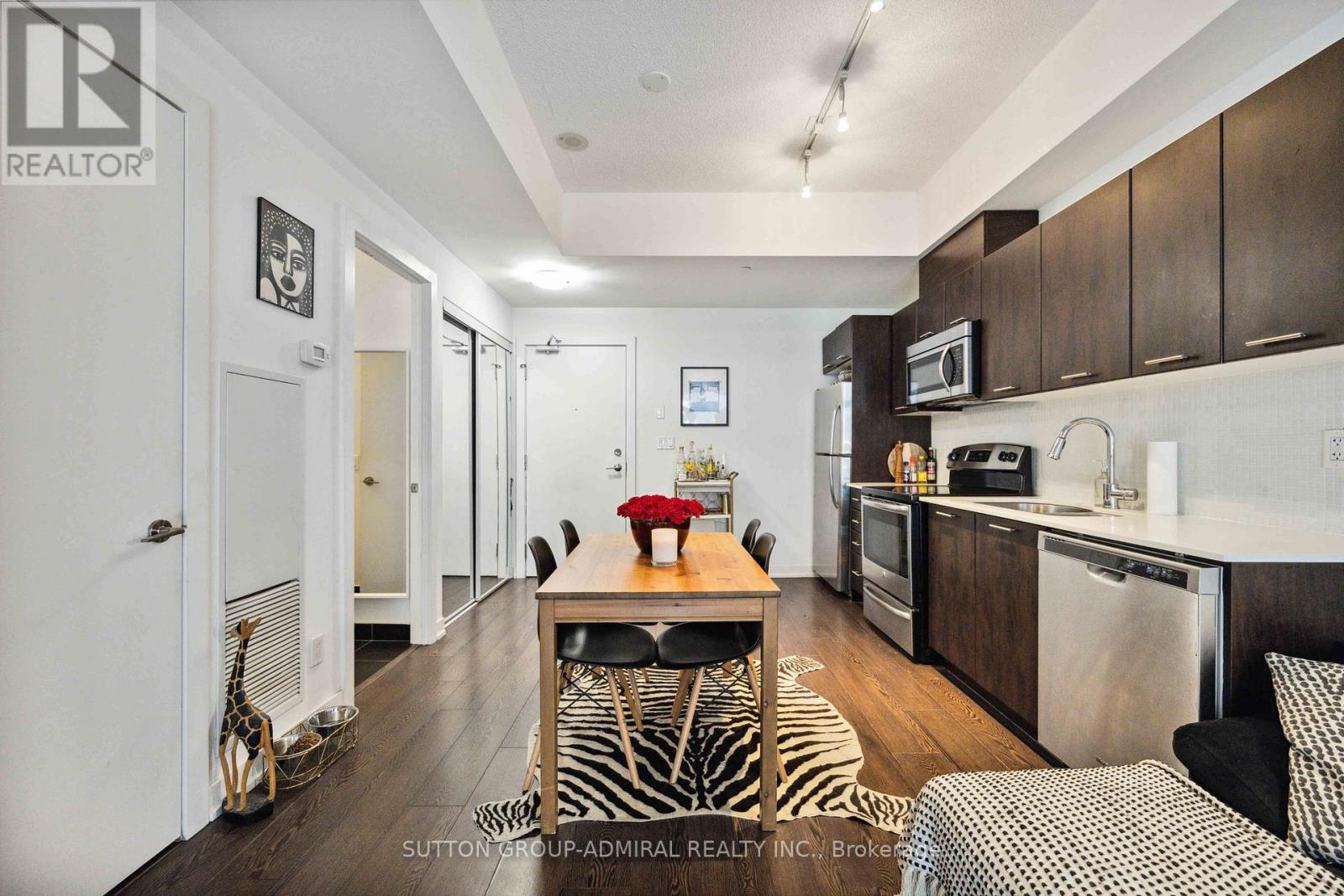 219 - 20 Bruyeres Mews, Toronto, Ontario  M5V 0G8 - Photo 13 - C12885724