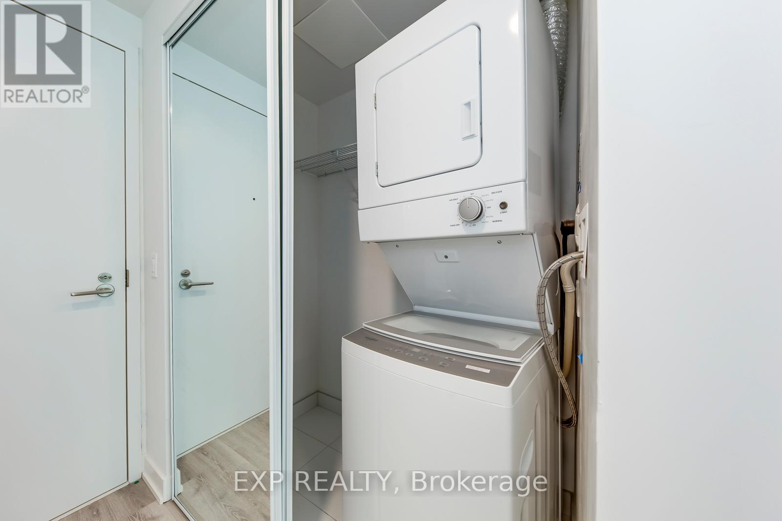 3221 - 230 Simcoe Street, Toronto, Ontario  M5T 0G7 - Photo 18 - C12885738