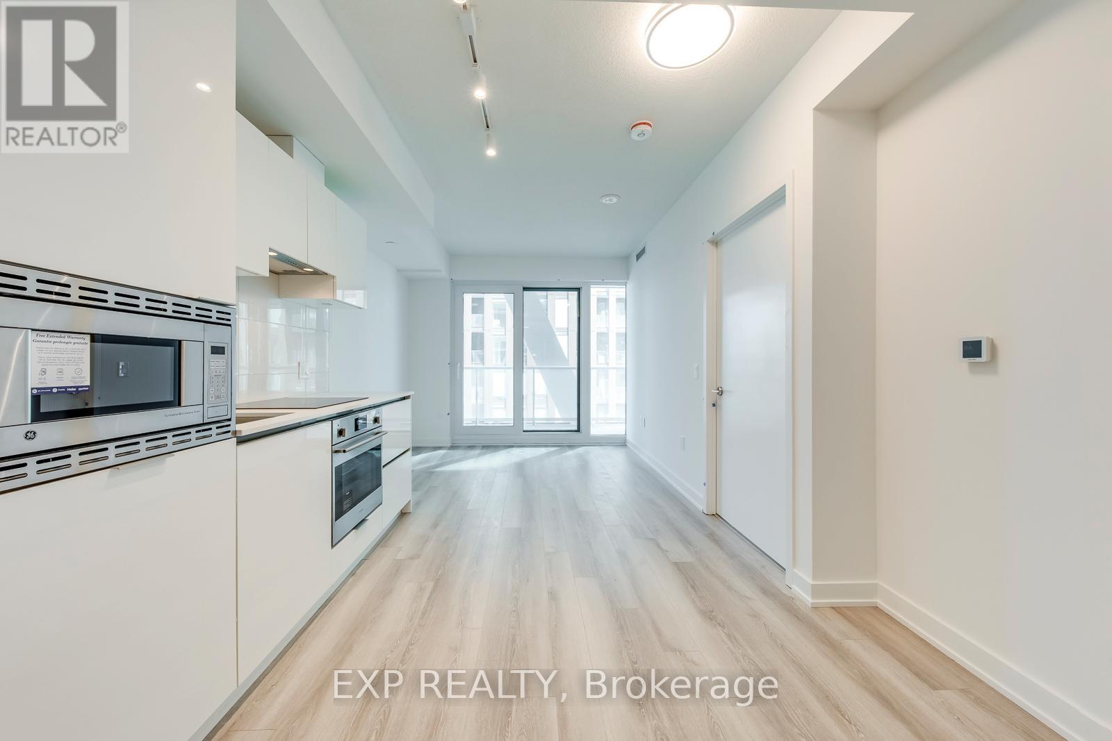 3221 - 230 Simcoe Street, Toronto, Ontario  M5T 0G7 - Photo 3 - C12885738