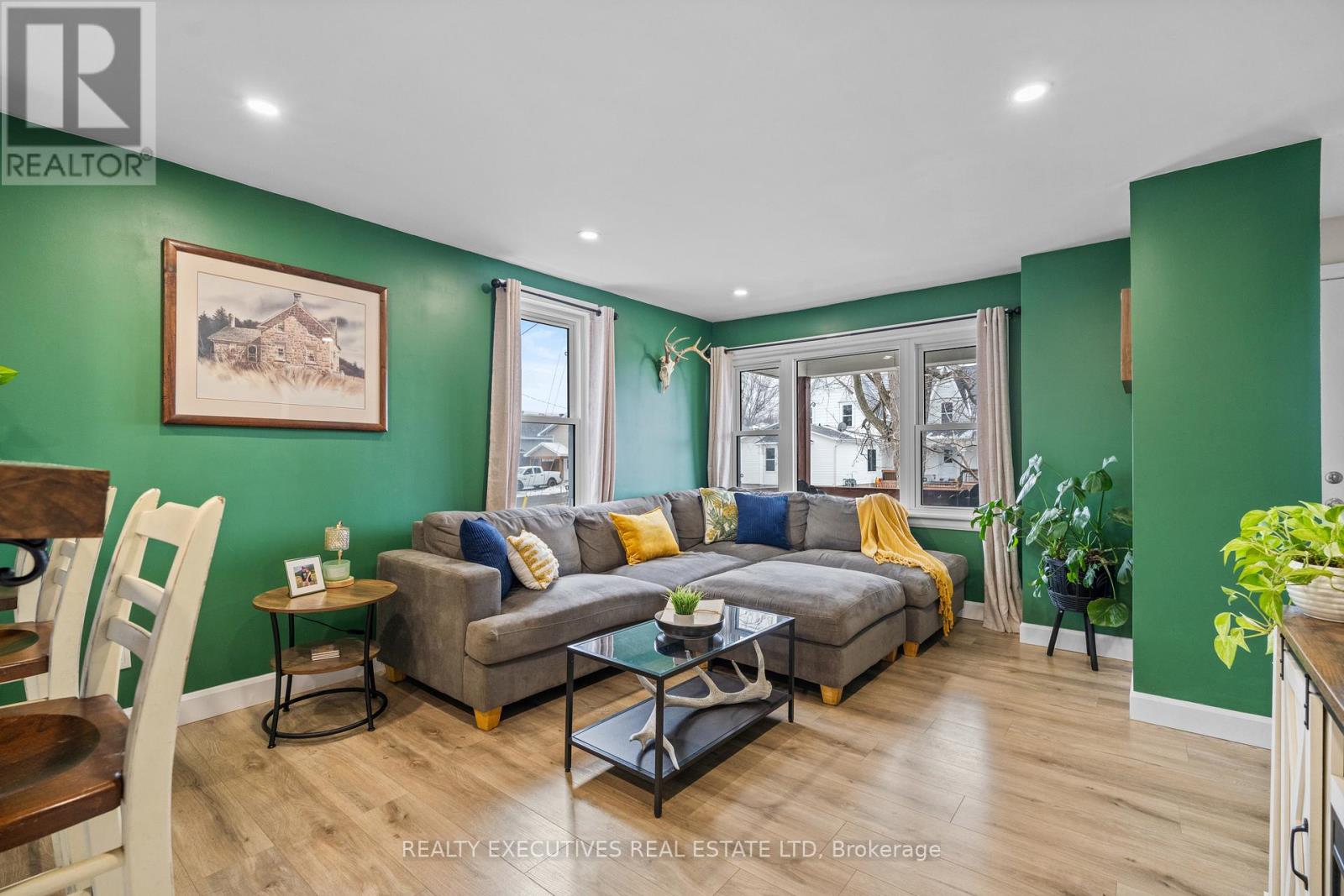 2 William Street, North Stormont, Ontario  K0C 1K0 - Photo 11 - X12885670