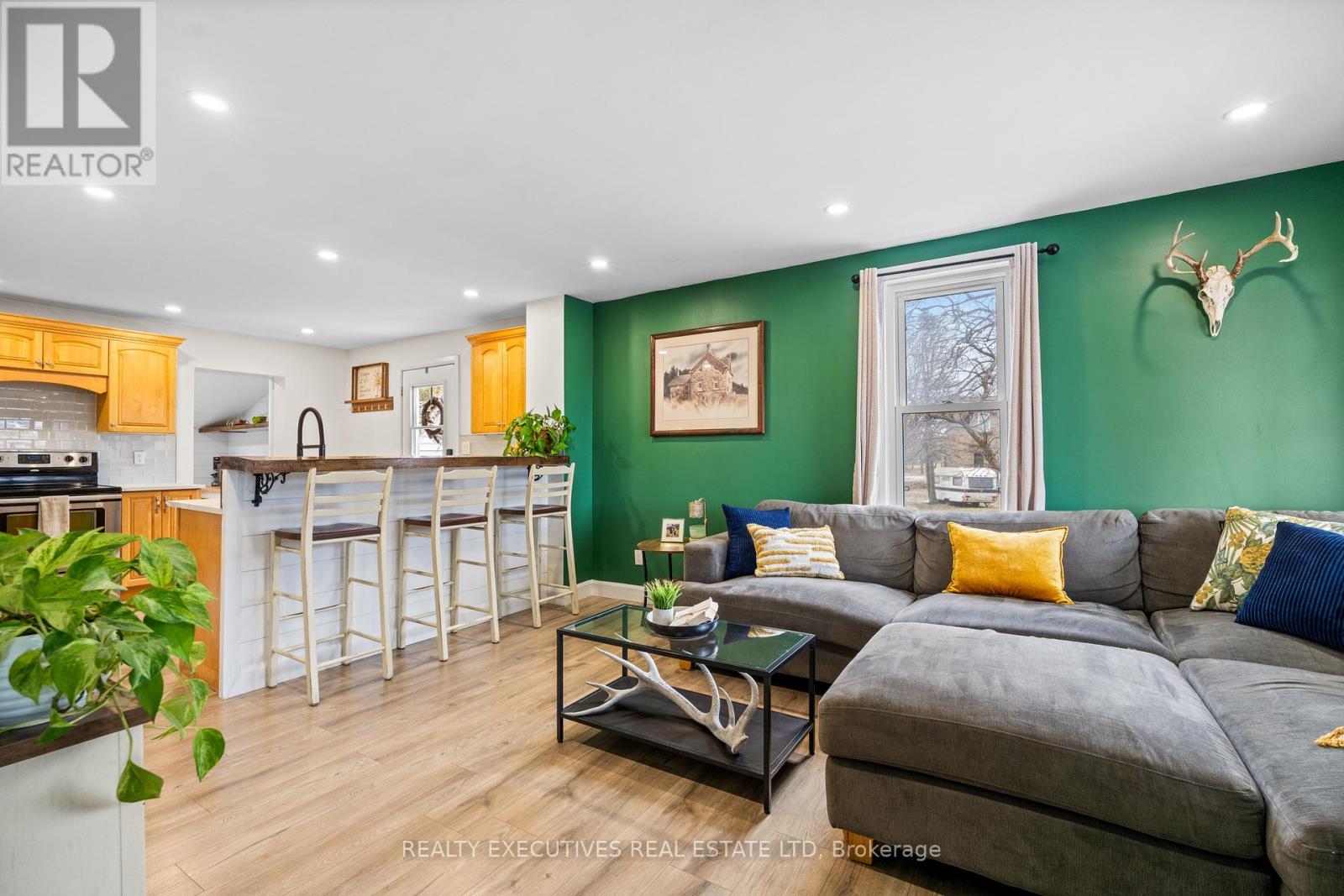 2 William Street, North Stormont, Ontario  K0C 1K0 - Photo 12 - X12885670