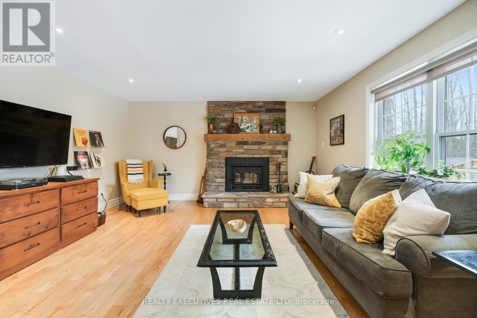 11943 Forest Hill Road, North Dundas, Ontario  K0C 2K0 - Photo 11 - X12885684