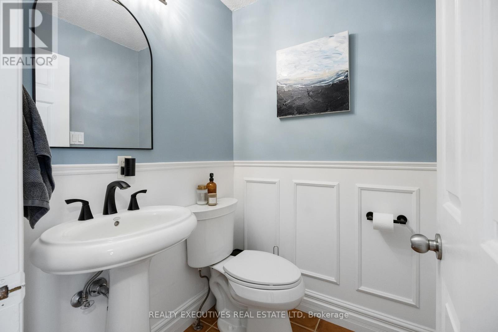 11943 Forest Hill Road, North Dundas, Ontario  K0C 2K0 - Photo 13 - X12885684