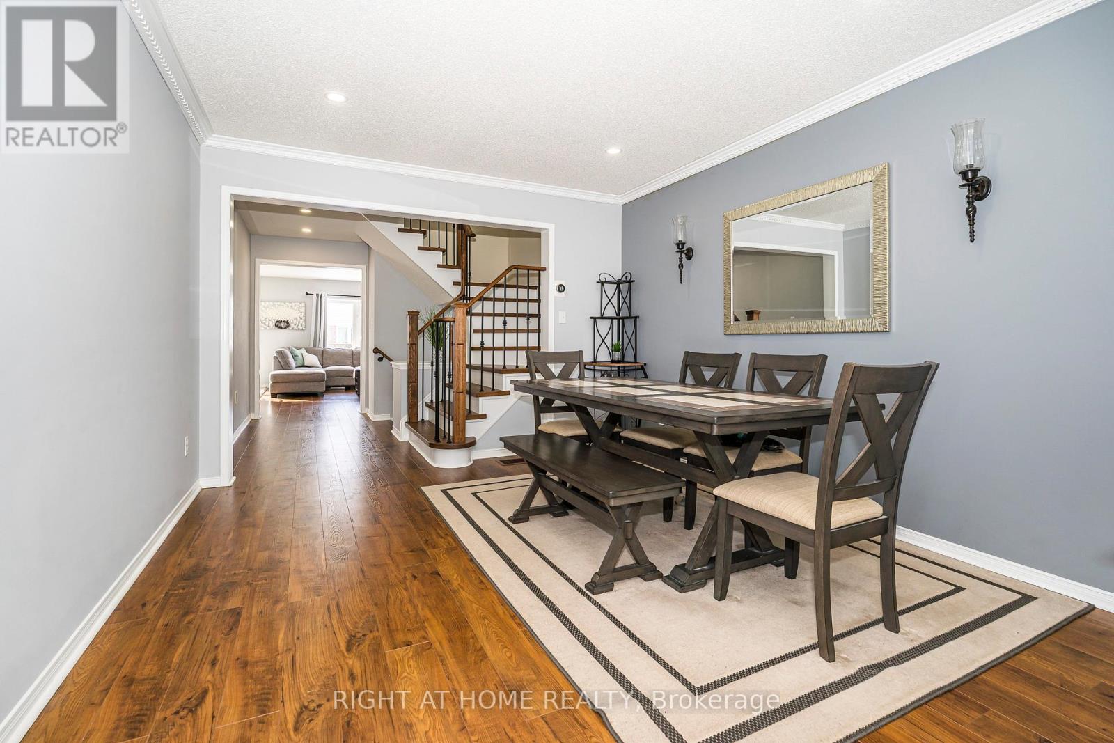 31 Tansley Crescent, Ajax, Ontario  L1Z 1Y5 - Photo 4 - E12885698