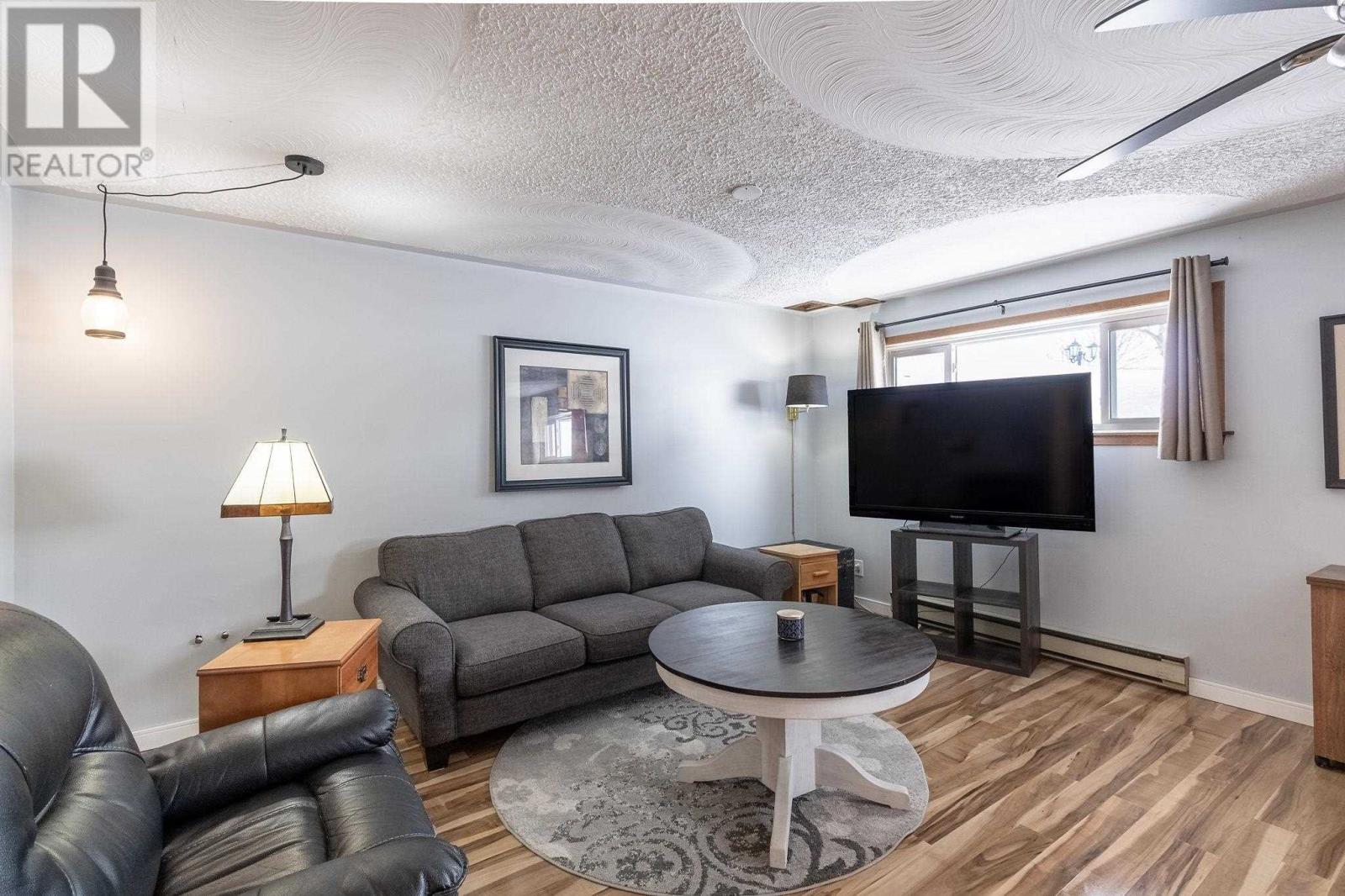 33 Parker Ave, Sault Ste. Marie, Ontario  P6B 1G6 - Photo 23 - SM260316