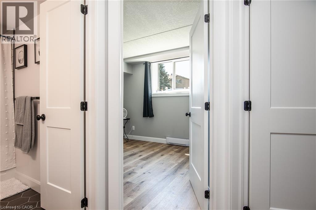 339 Northlake Drive Unit# 1, Waterloo, Ontario  N2V 1Z1 - Photo 21 - 40812074