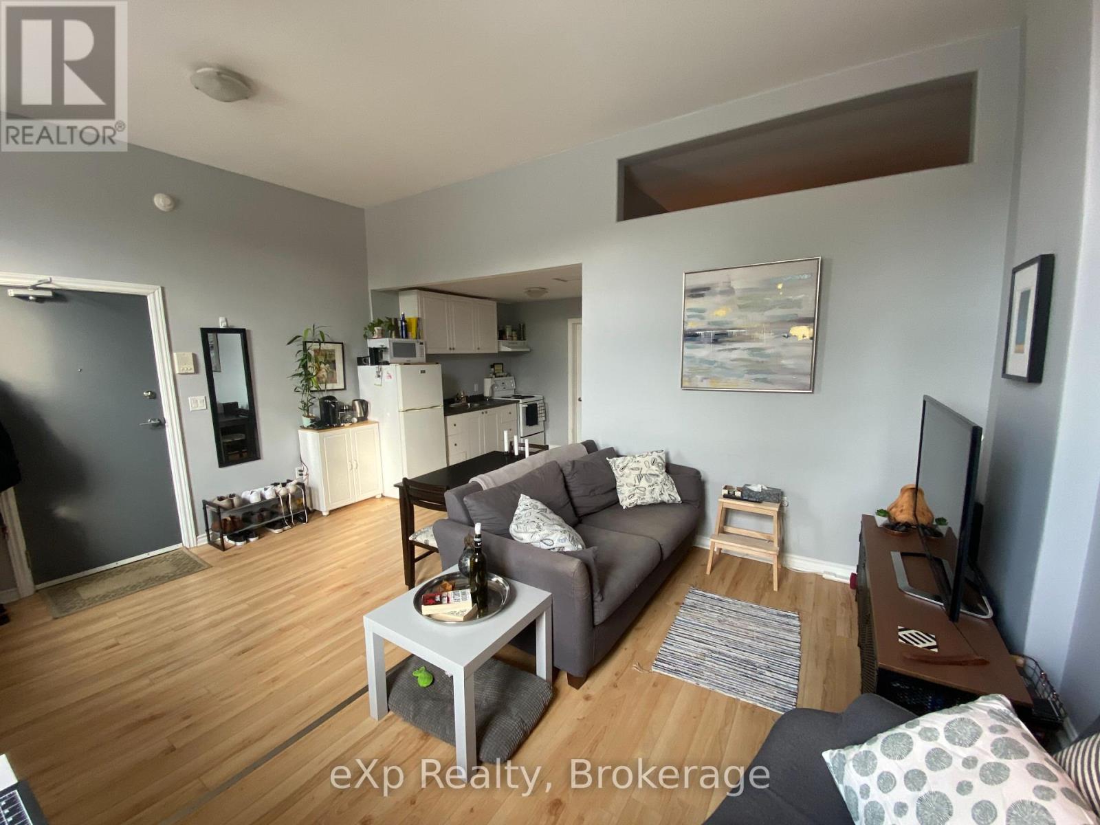 2 - 24 Wellington Street, Stratford, Ontario  N5A 2L2 - Photo 7 - X12885668