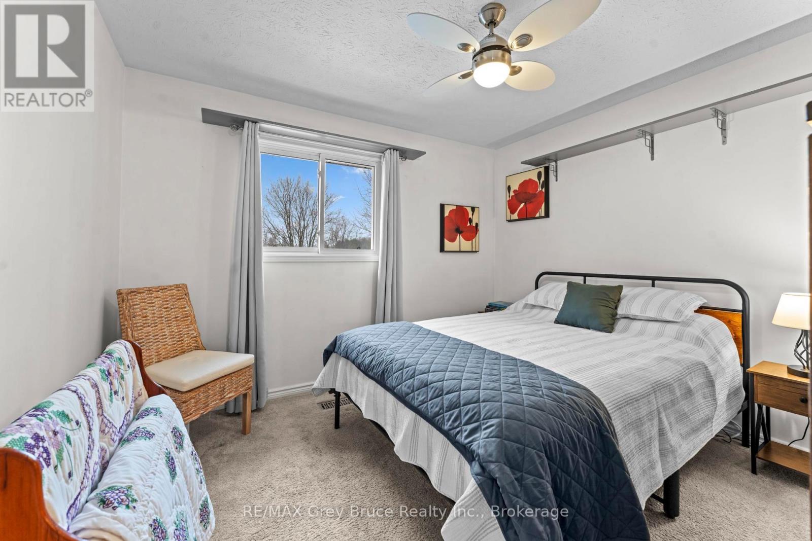 112 Mary Avenue, Georgian Bluffs, Ontario  N4K 5N5 - Photo 19 - X12885680