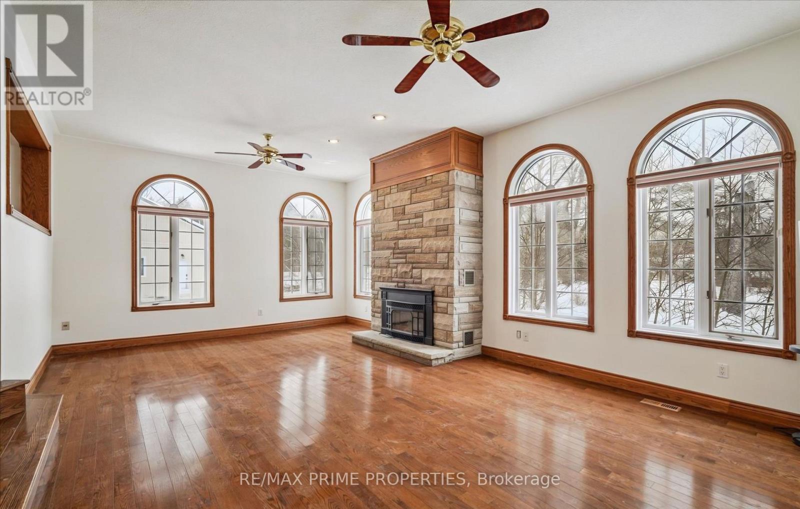 3016 Cole Road, East Gwillimbury, Ontario  L0G 1R0 - Photo 22 - N12885732