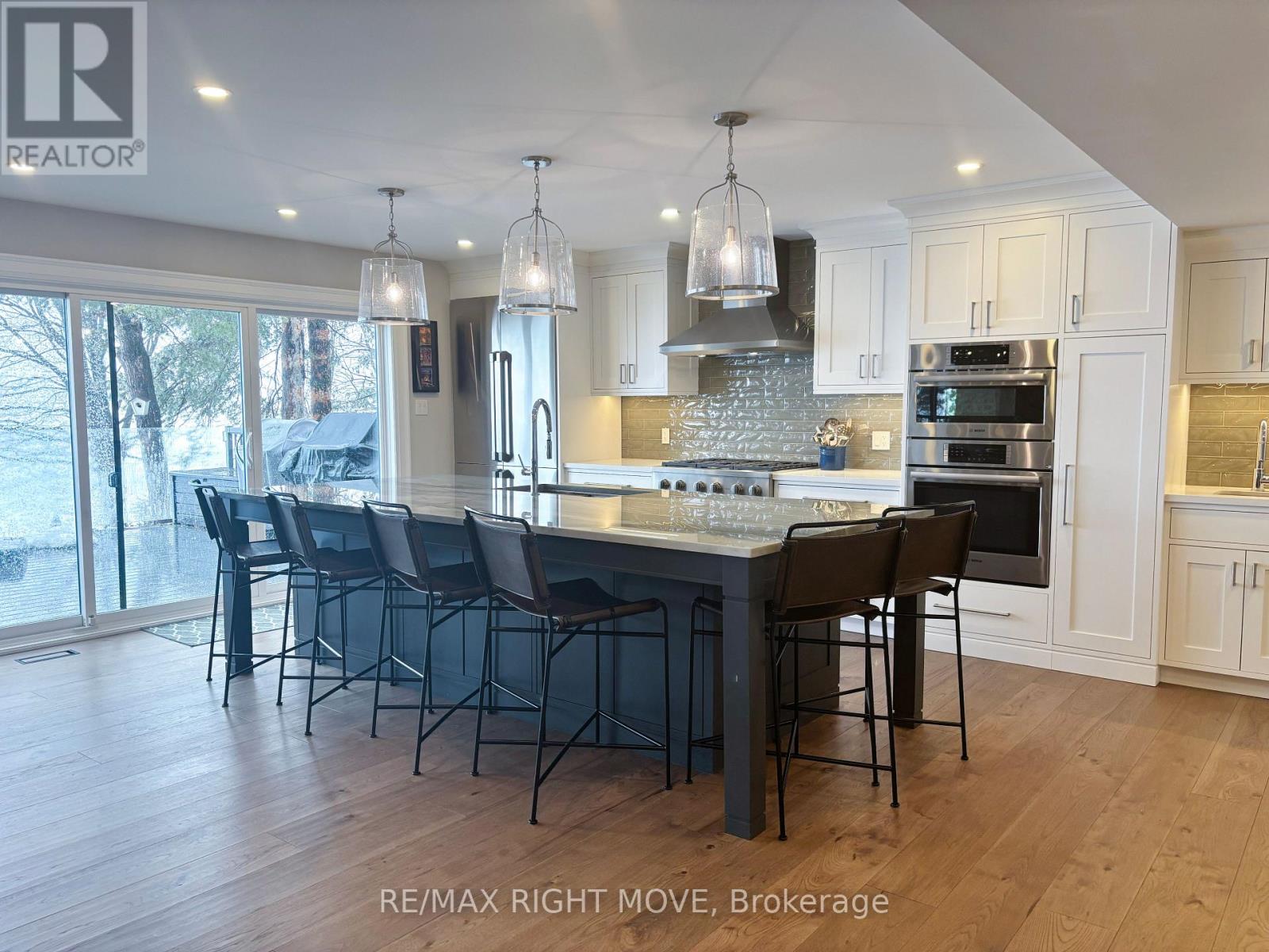 1189 Woodland Drive, Oro-Medonte, Ontario  L3V 0R8 - Photo 6 - S12885716