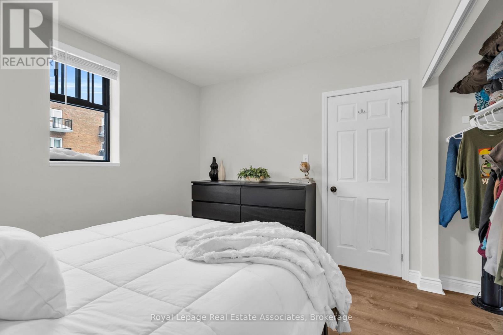 102 - 70 First Street, Orangeville, Ontario L9W 2E5 - Photo 21 - W12885704