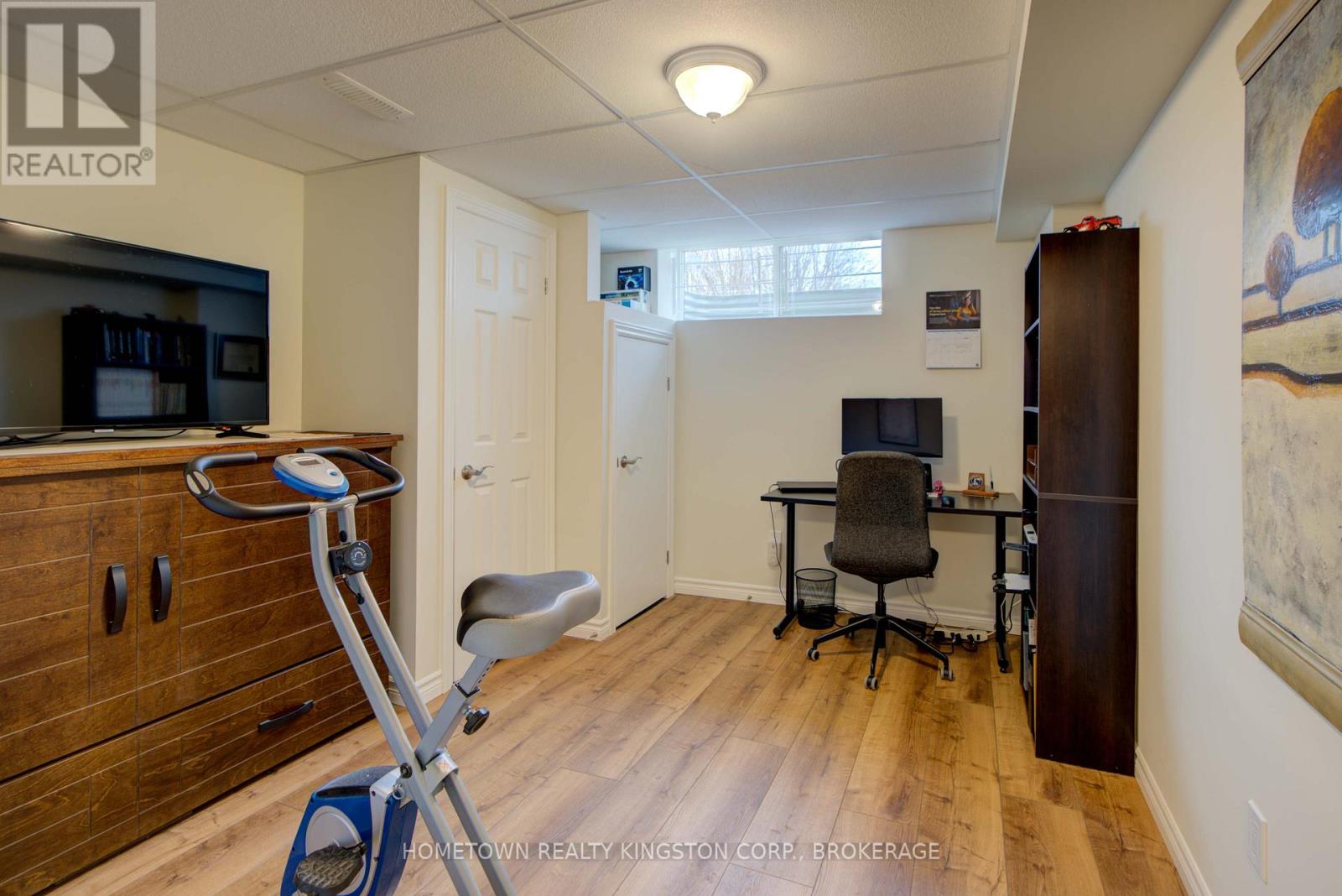 59 Abbey Dawn Drive, Loyalist, Ontario  K0H 1G0 - Photo 22 - X12876310