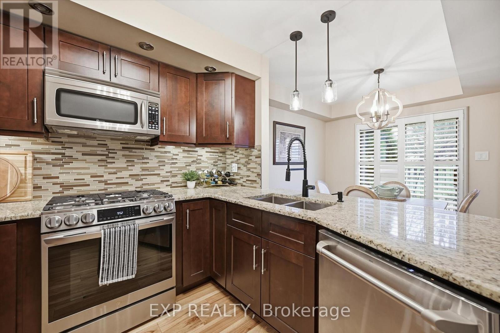 22 - 18 Cedar Street, Grimsby, Ontario  L3M 5M8 - Photo 13 - X12885686