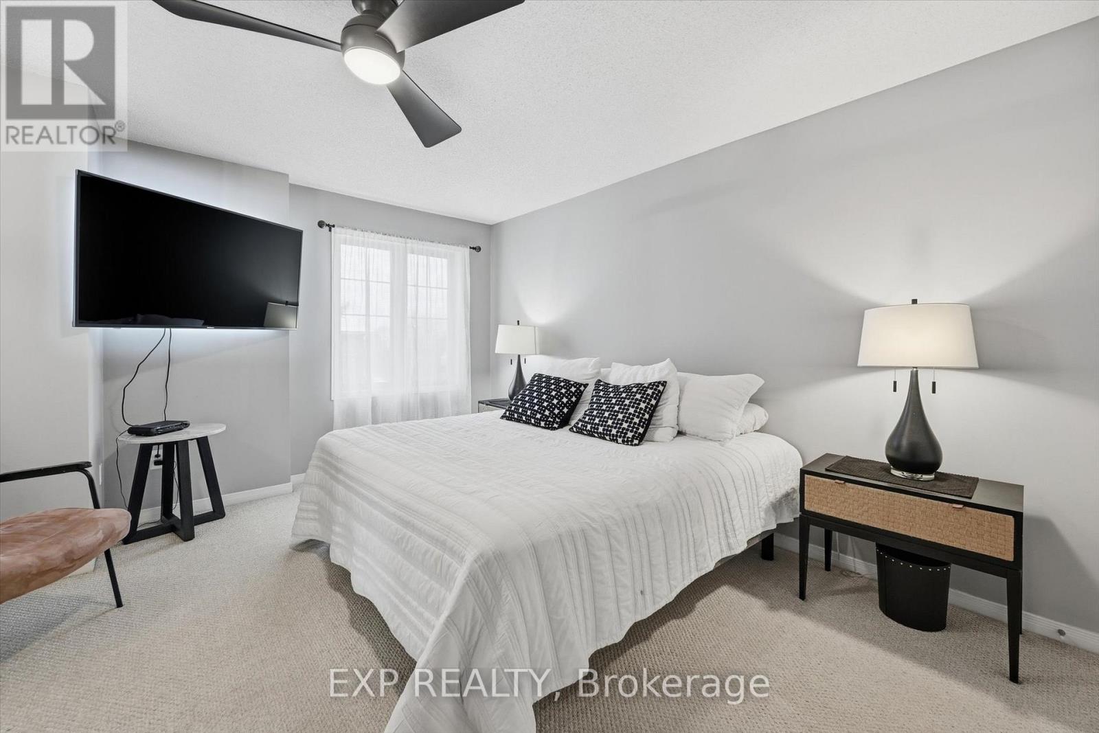 22 - 18 Cedar Street, Grimsby, Ontario  L3M 5M8 - Photo 23 - X12885686