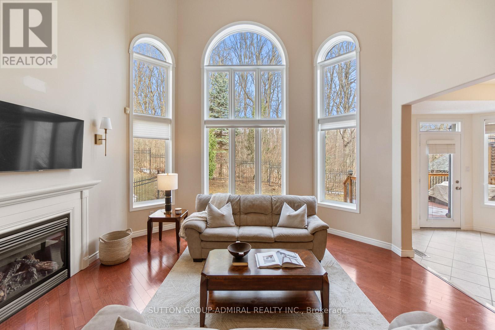 303 Winterburg Court, Waterloo, Ontario  N2V 2S8 - Photo 10 - X12885708