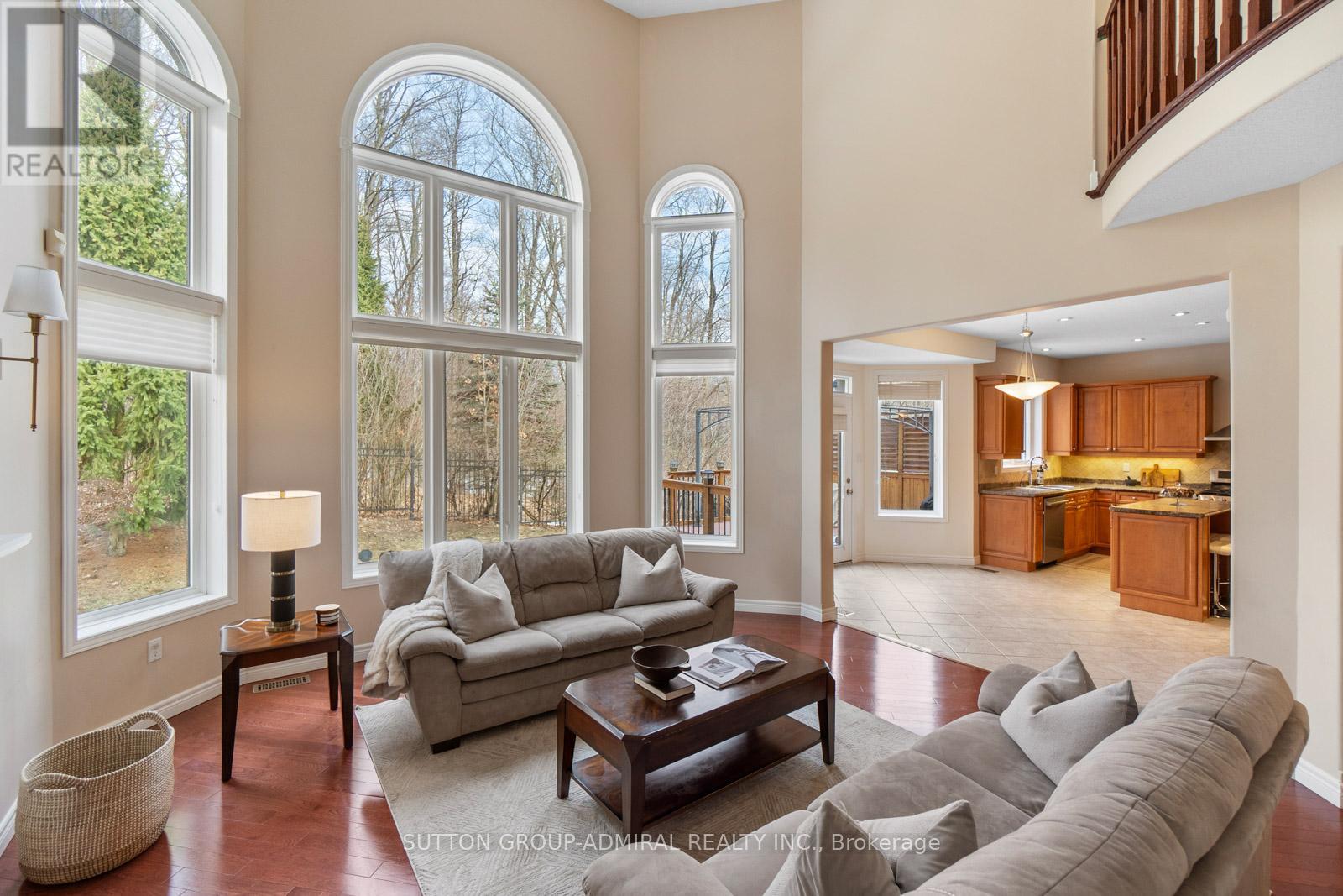 303 Winterburg Court, Waterloo, Ontario  N2V 2S8 - Photo 11 - X12885708