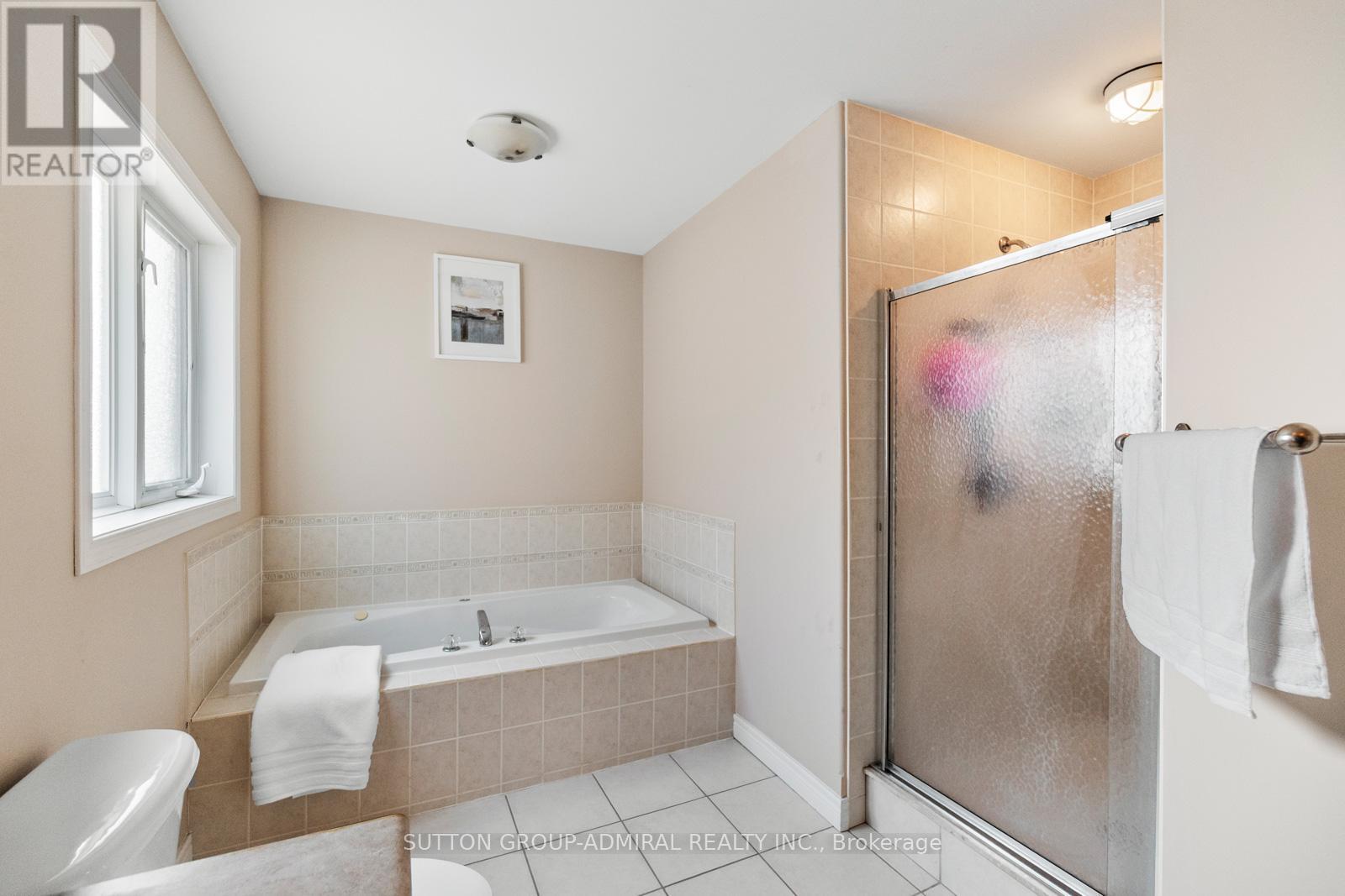 303 Winterburg Court, Waterloo, Ontario  N2V 2S8 - Photo 27 - X12885708