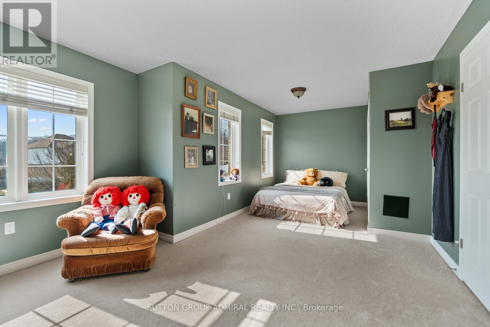 303 Winterburg Court, Waterloo, Ontario  N2V 2S8 - Photo 28 - X12885708