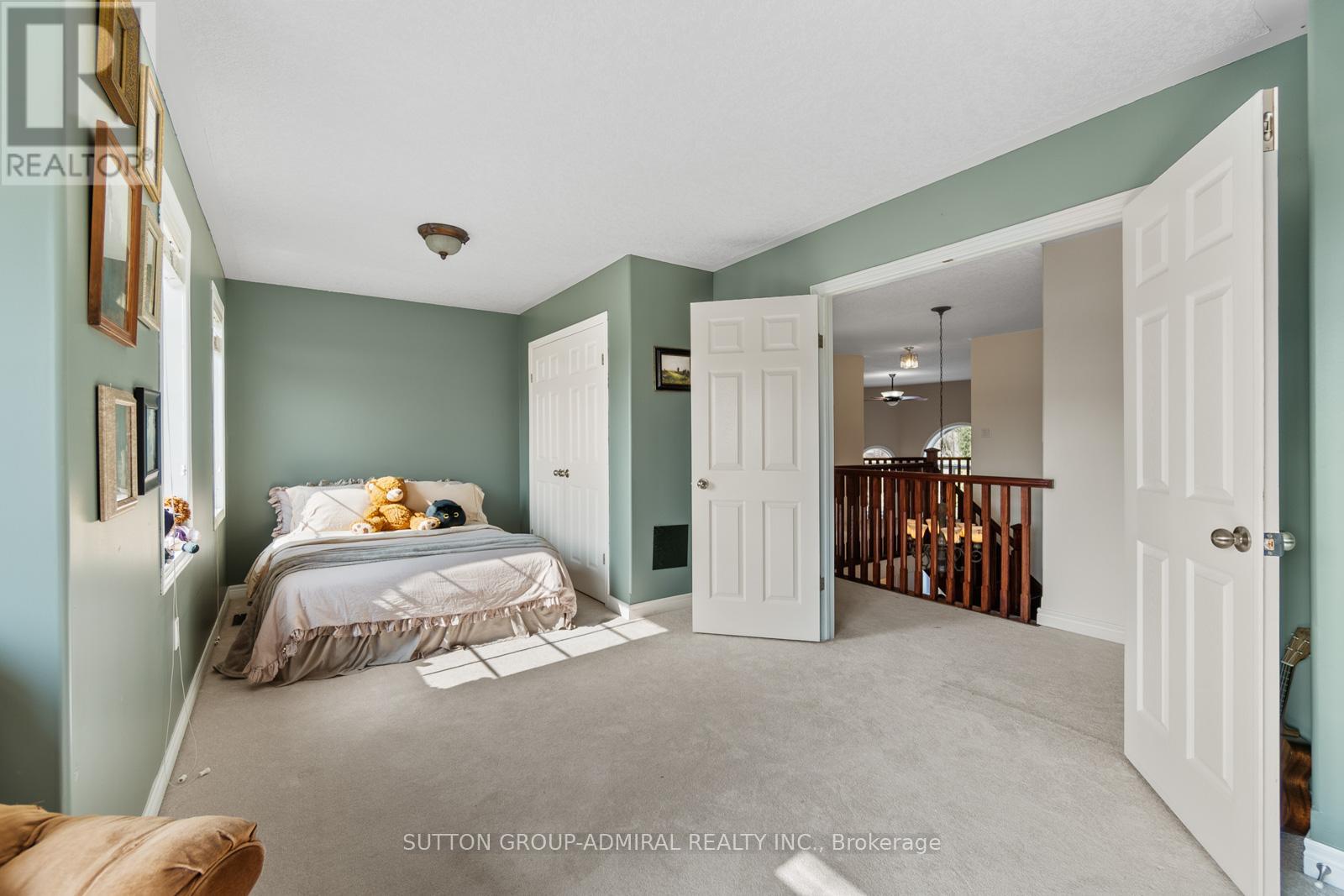 303 Winterburg Court, Waterloo, Ontario  N2V 2S8 - Photo 31 - X12885708