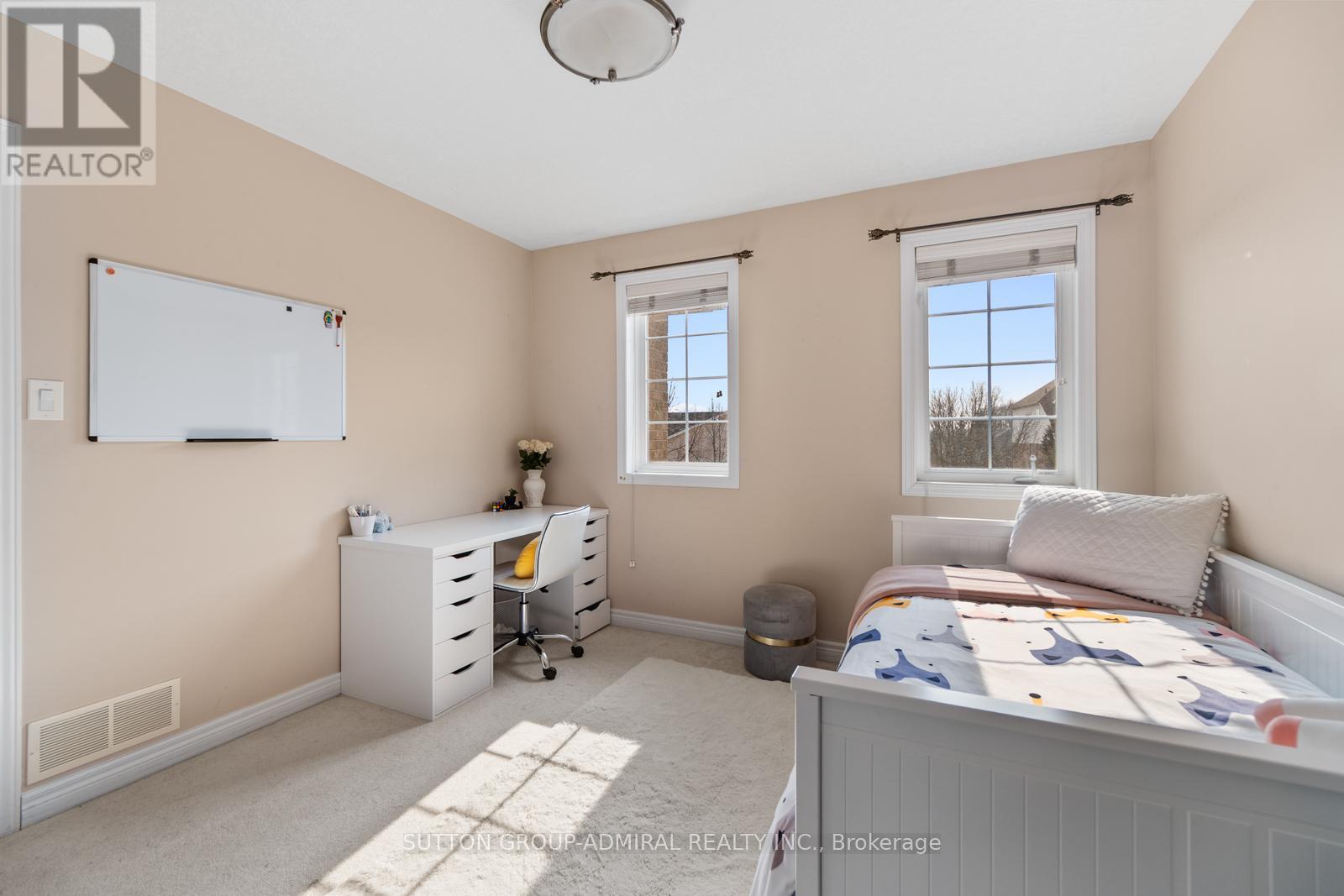 303 Winterburg Court, Waterloo, Ontario  N2V 2S8 - Photo 33 - X12885708