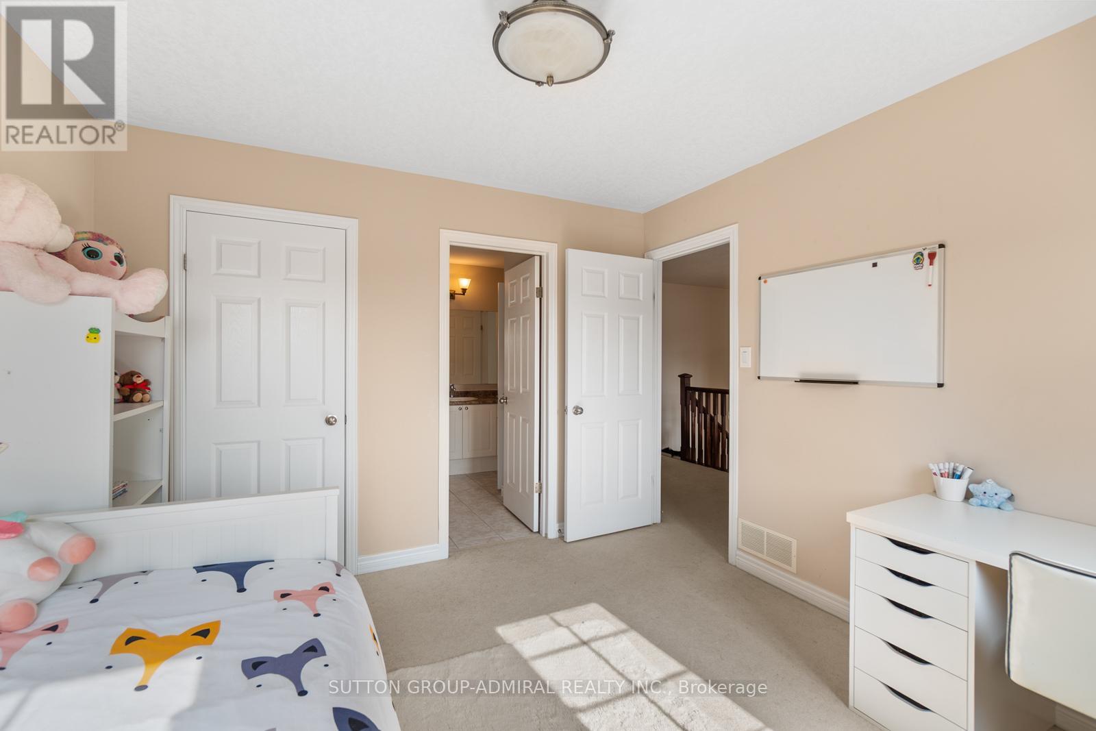 303 Winterburg Court, Waterloo, Ontario  N2V 2S8 - Photo 34 - X12885708