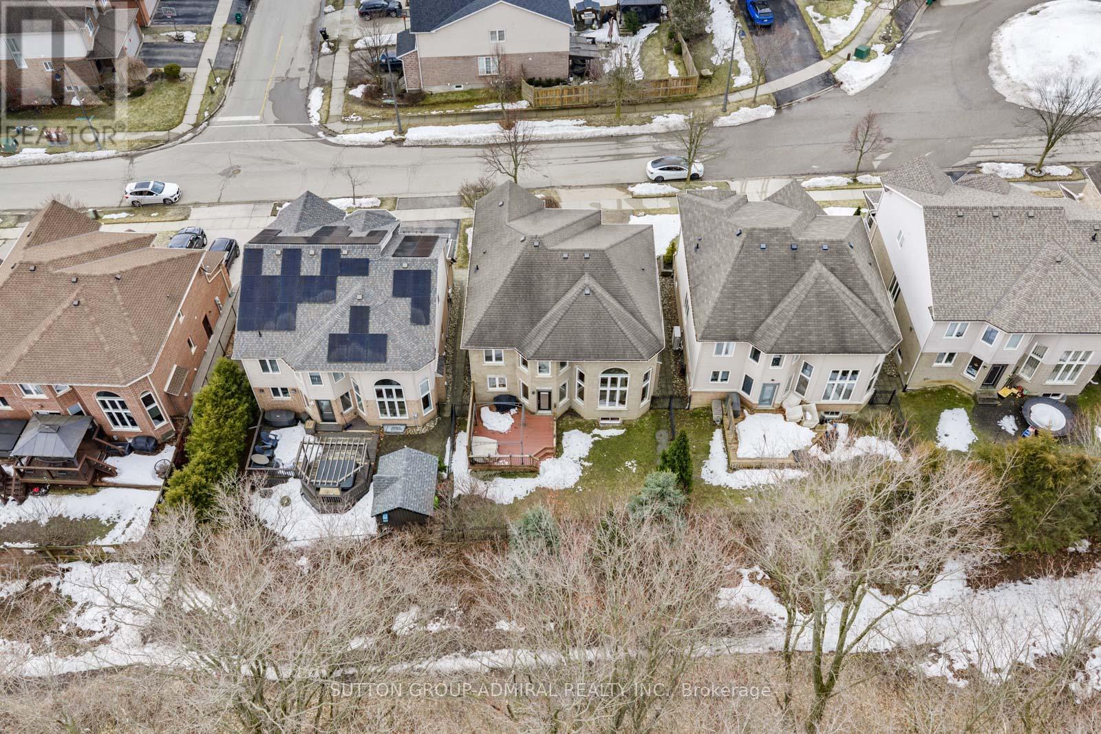 303 Winterburg Court, Waterloo, Ontario  N2V 2S8 - Photo 44 - X12885708