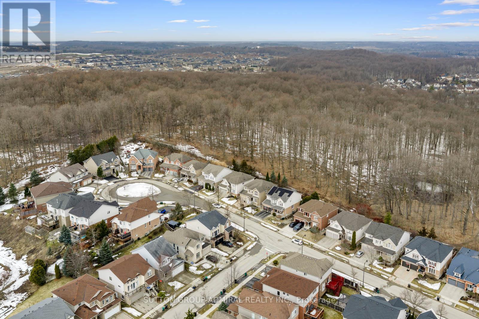 303 Winterburg Court, Waterloo, Ontario  N2V 2S8 - Photo 49 - X12885708