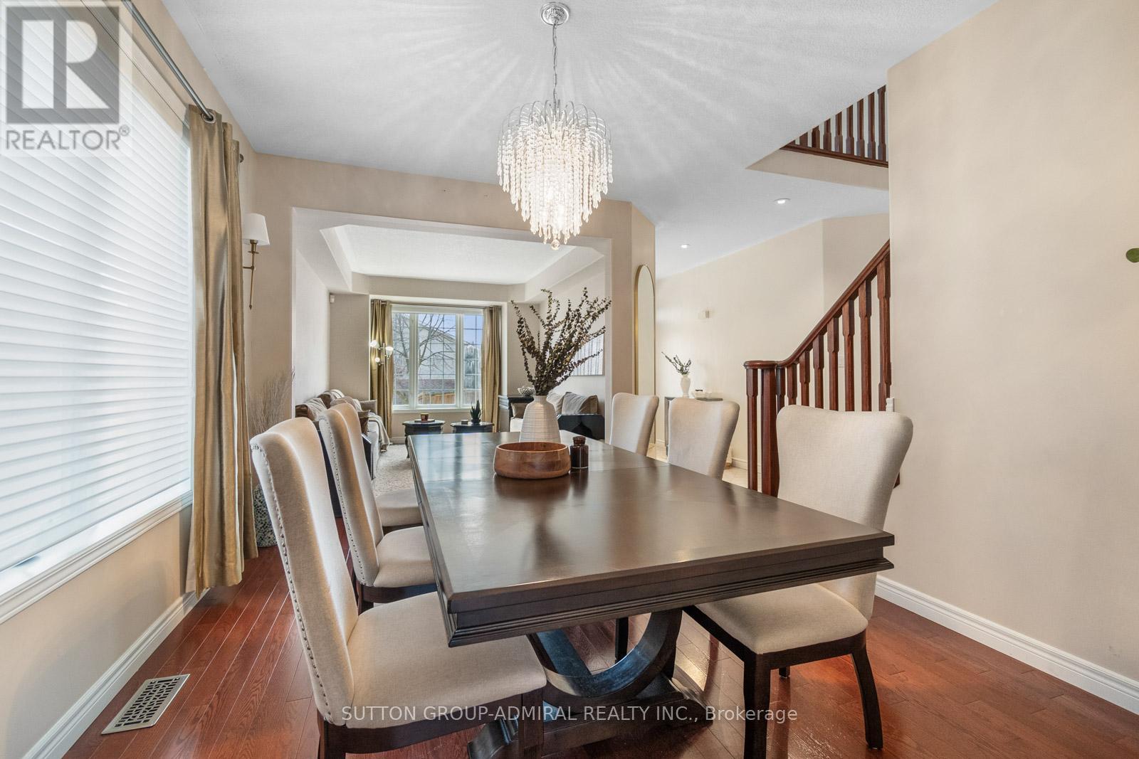 303 Winterburg Court, Waterloo, Ontario  N2V 2S8 - Photo 7 - X12885708