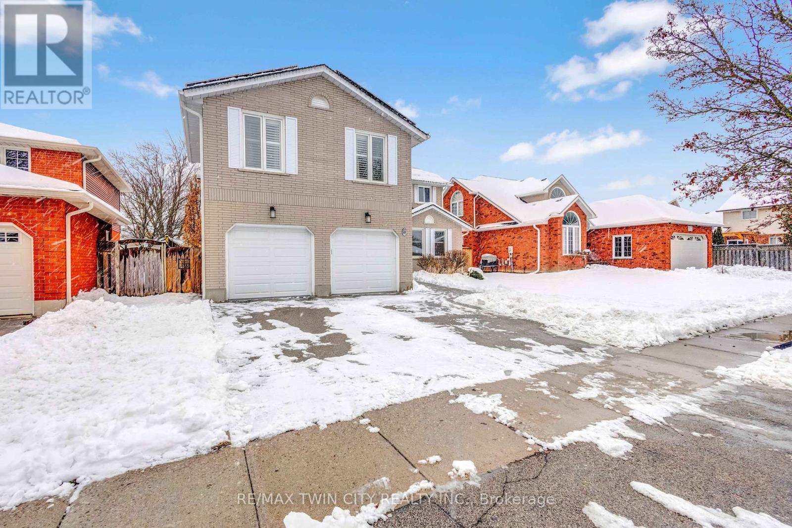 21 Riva Ridge, Brantford, Ontario  N3P 1S2 - Photo 4 - X12885720