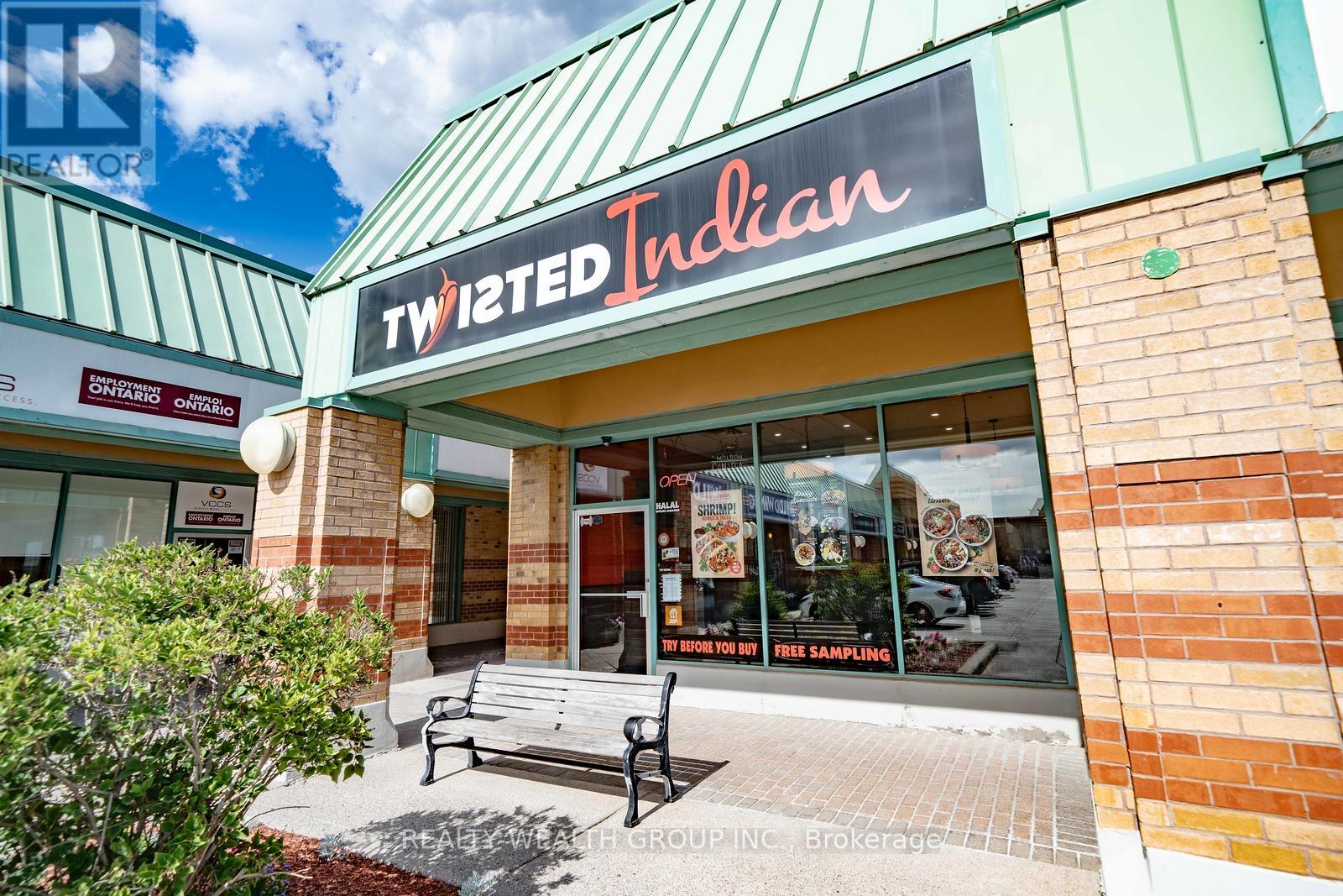4 - 370 KENT STREET W, Kawartha Lakes, Ontario