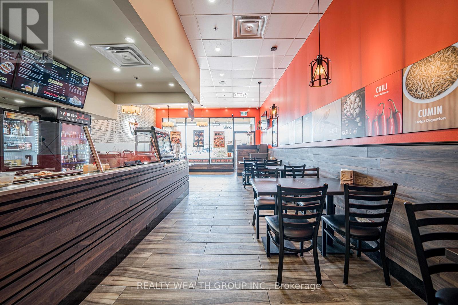 4 - 370 Kent Street W, Kawartha Lakes, Ontario K9V 6G8 - Photo 13 - X12885740